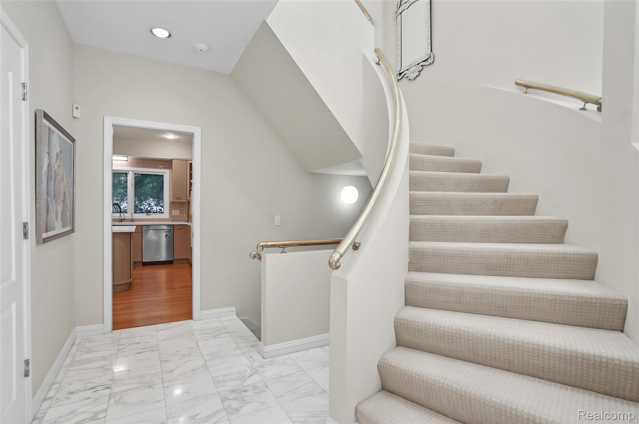 5575 Forman Drive