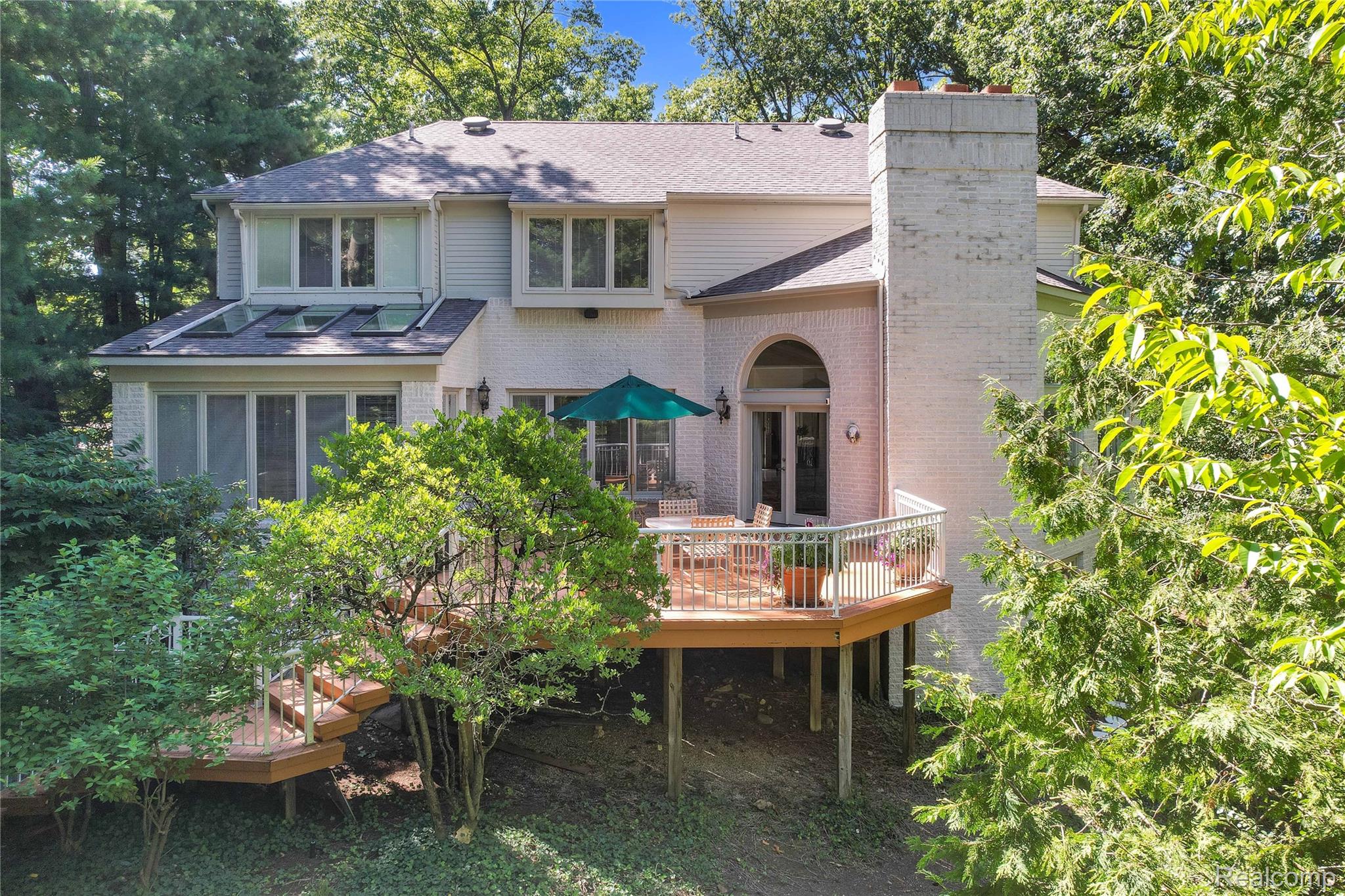 5575 Forman Drive