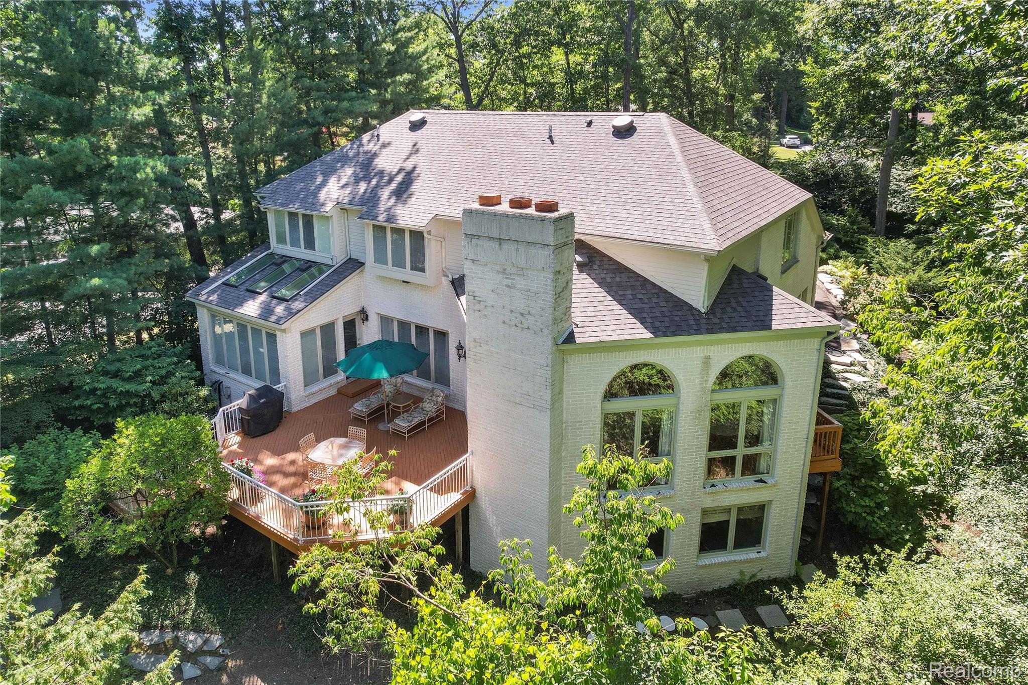 5575 Forman Drive