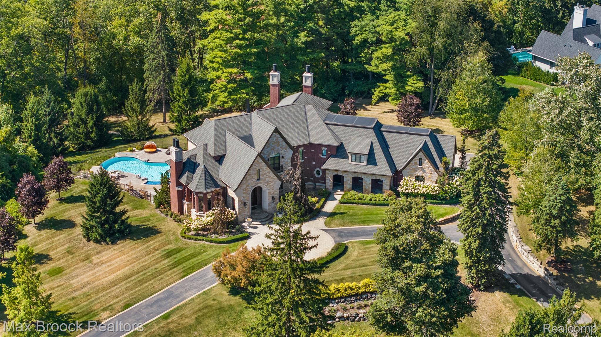 1111 Trowbridge Road