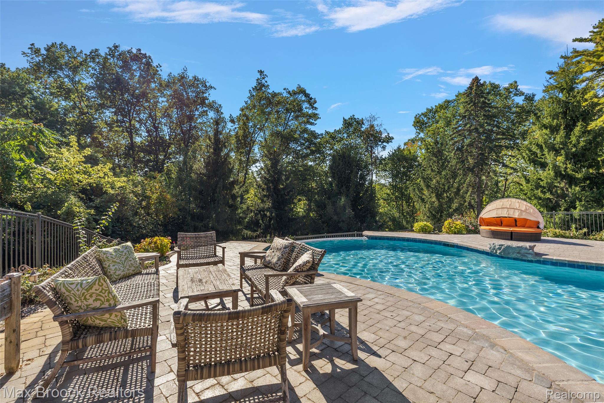 1111 Trowbridge Road