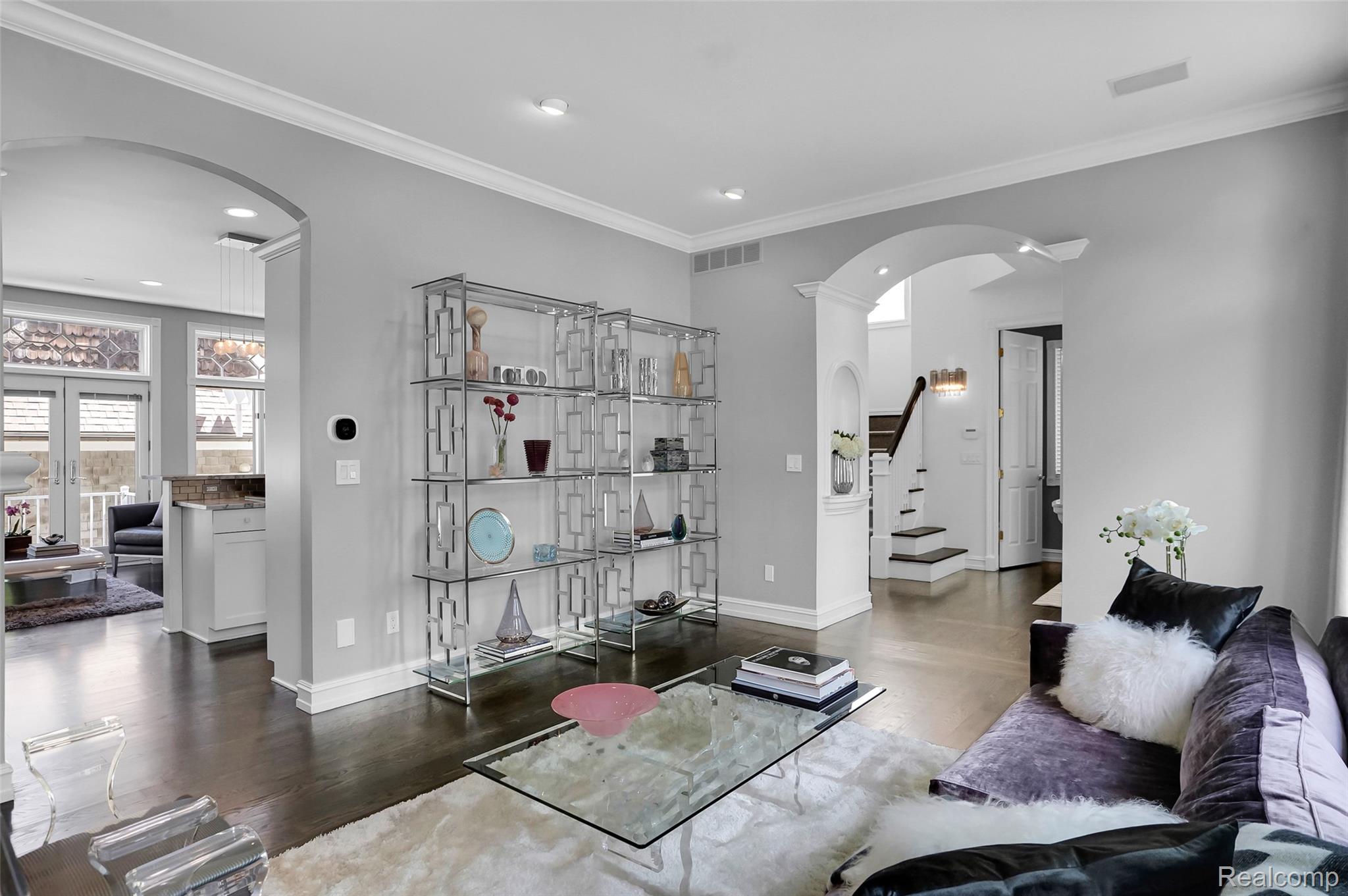 655 Chester Street
