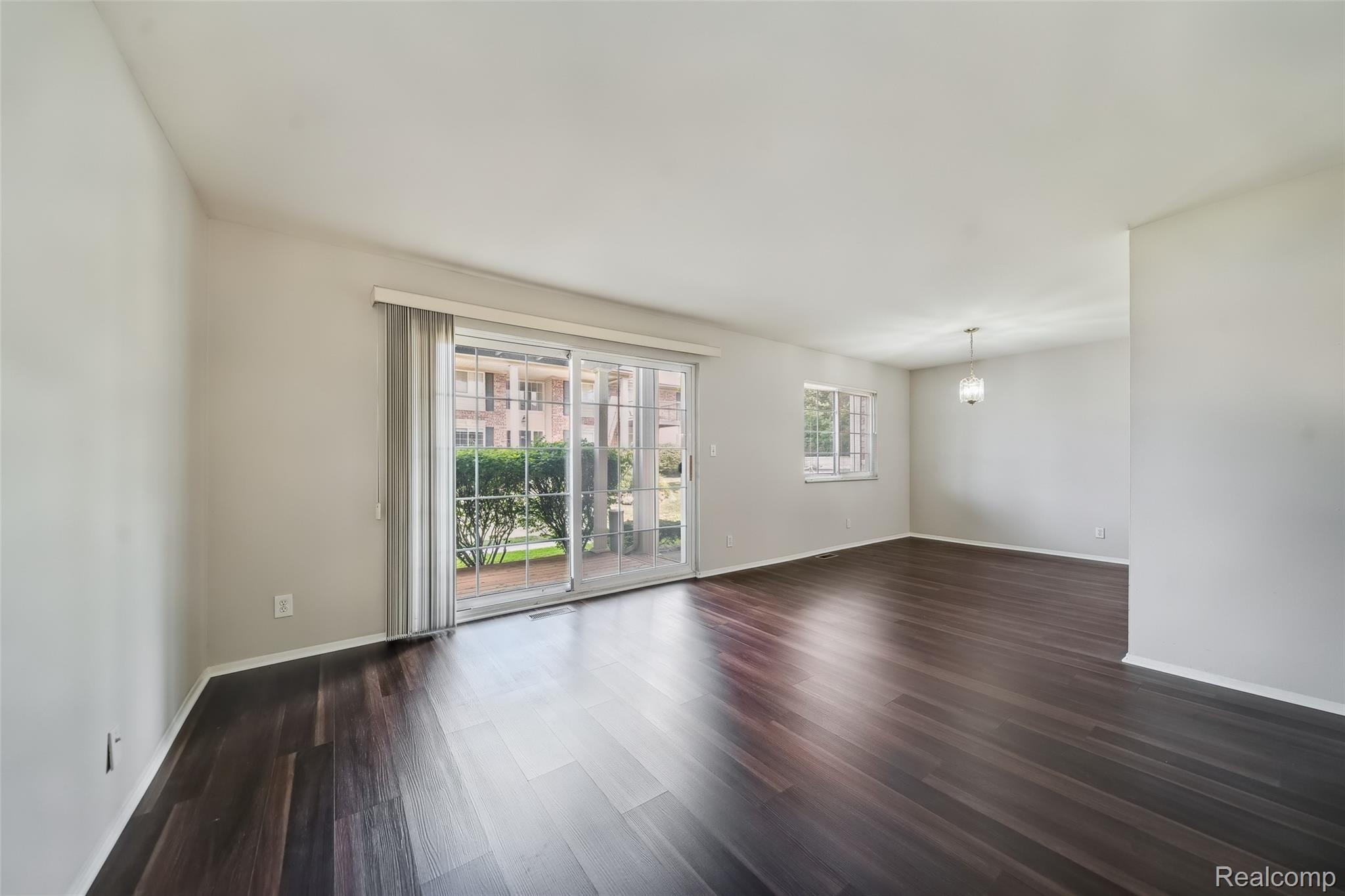 6151 Orchard Lake Road 103