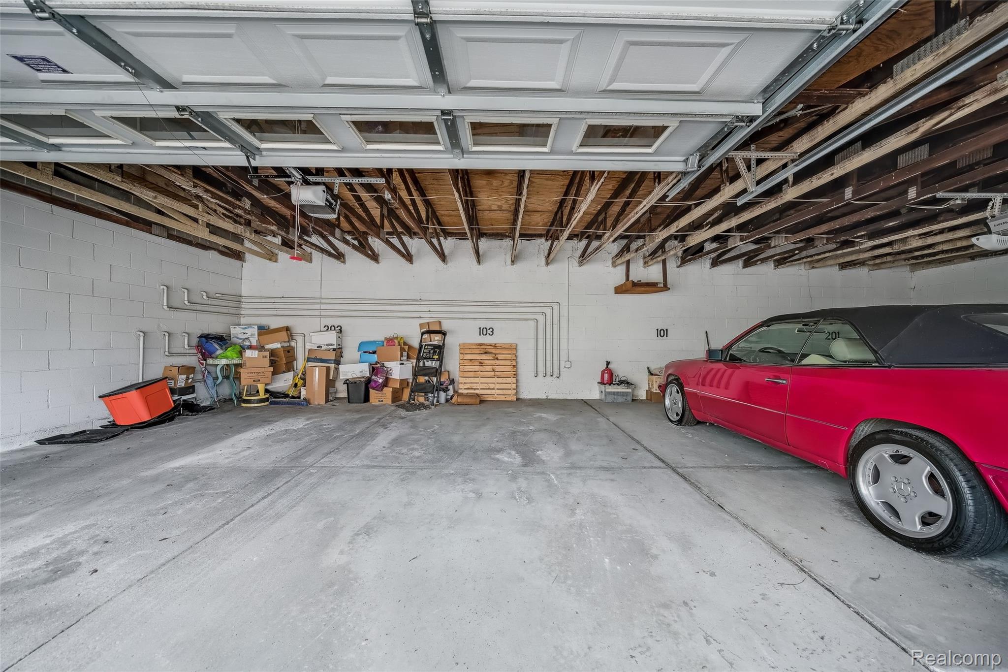 6151 Orchard Lake Road 103