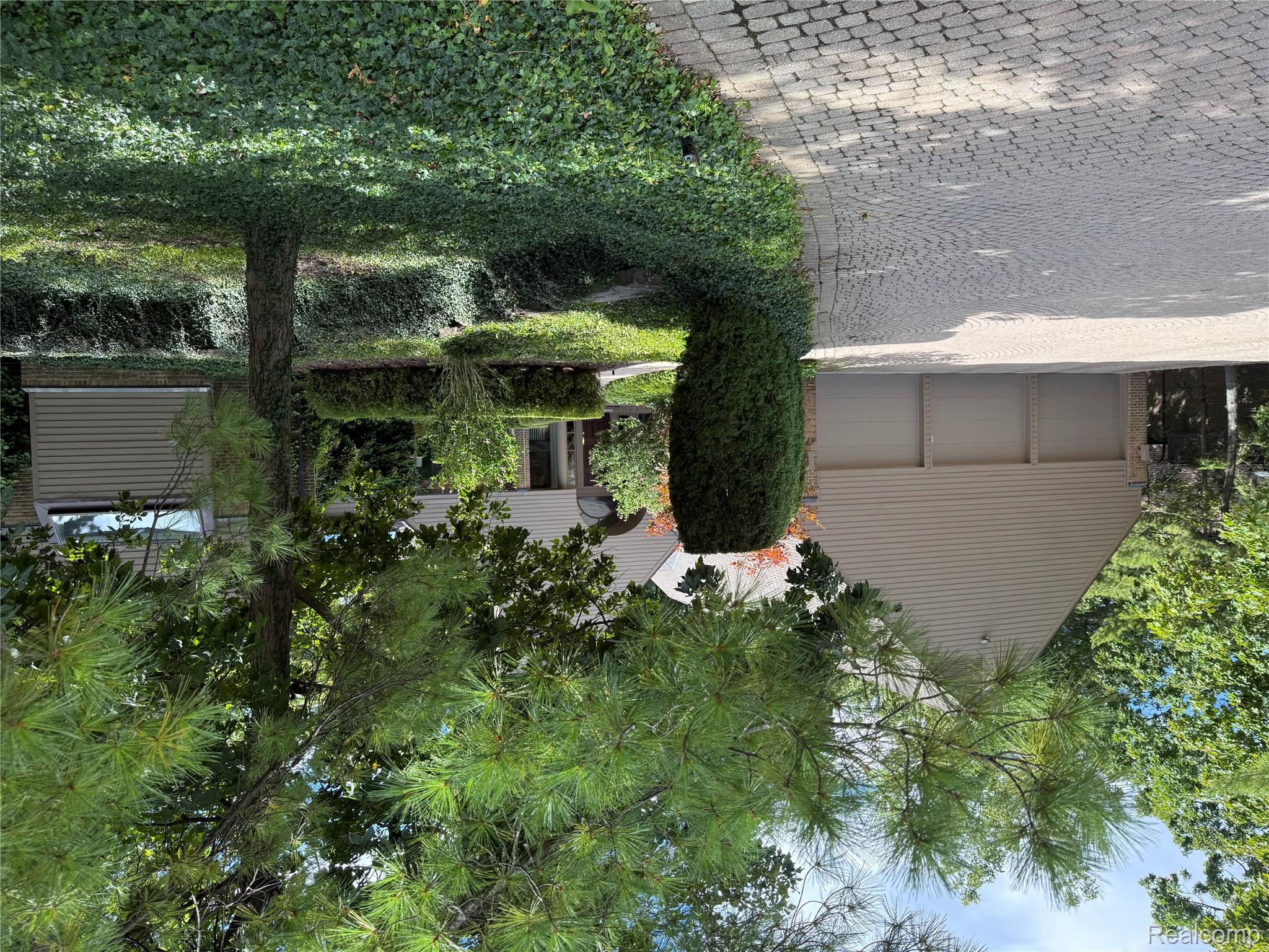 4775 S Chipping Glen 105