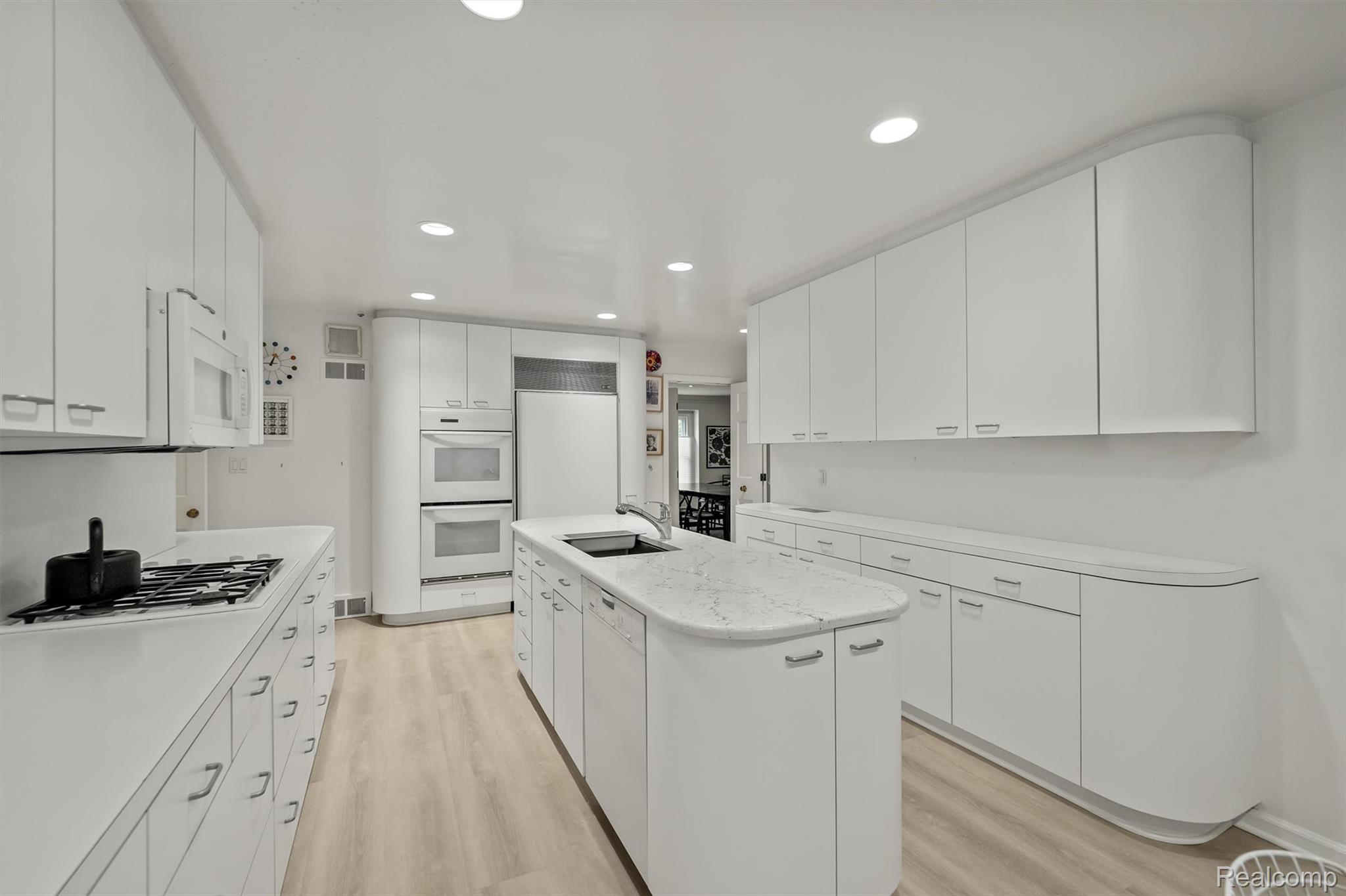 1348 Charrington Road