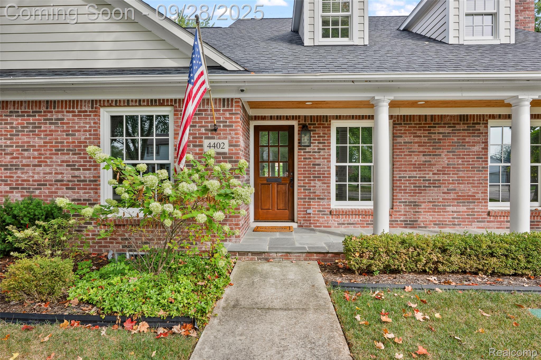 4402 Arlington Drive