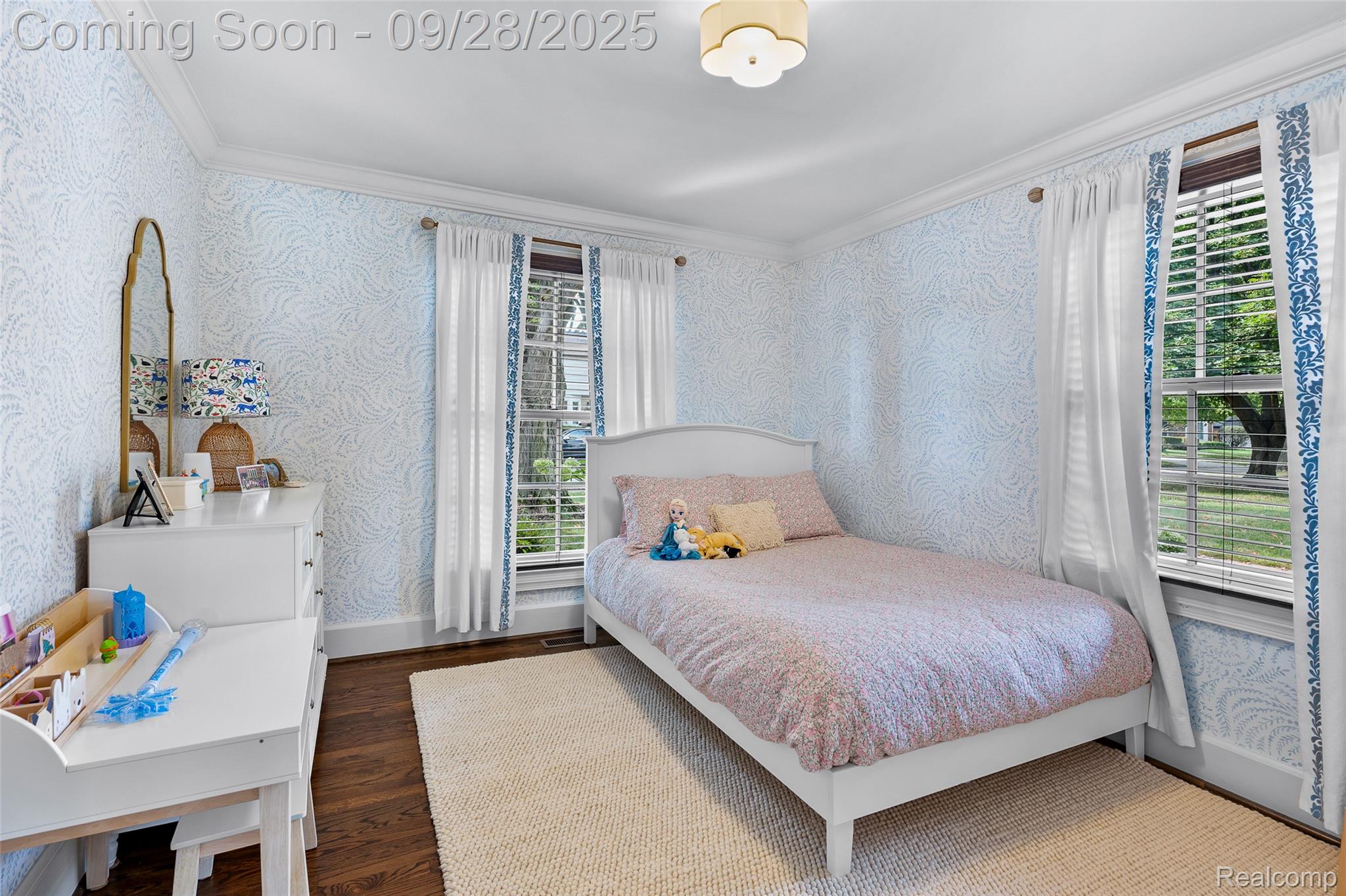 4402 Arlington Drive