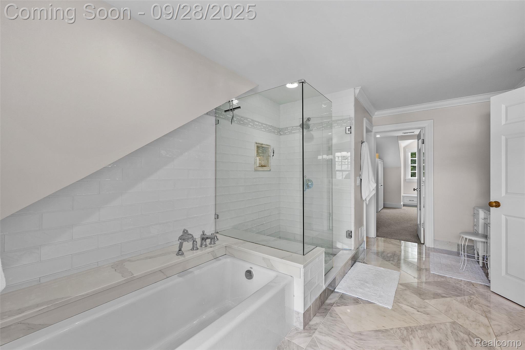 4402 Arlington Drive