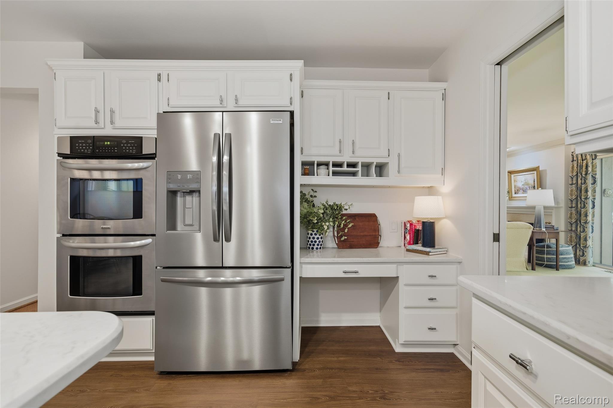 4832 Cliffside Drive 21