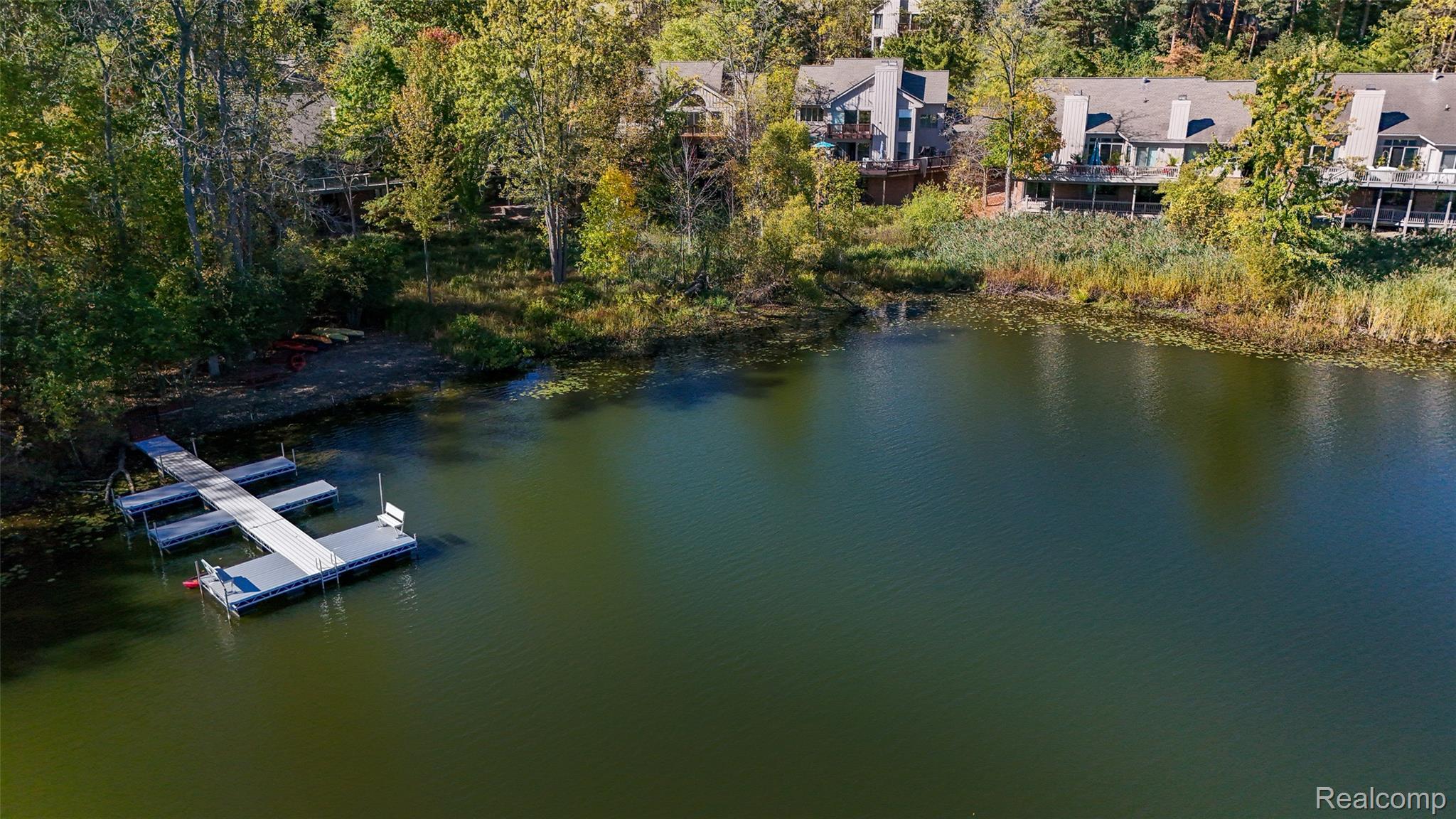 4832 Cliffside Drive 21