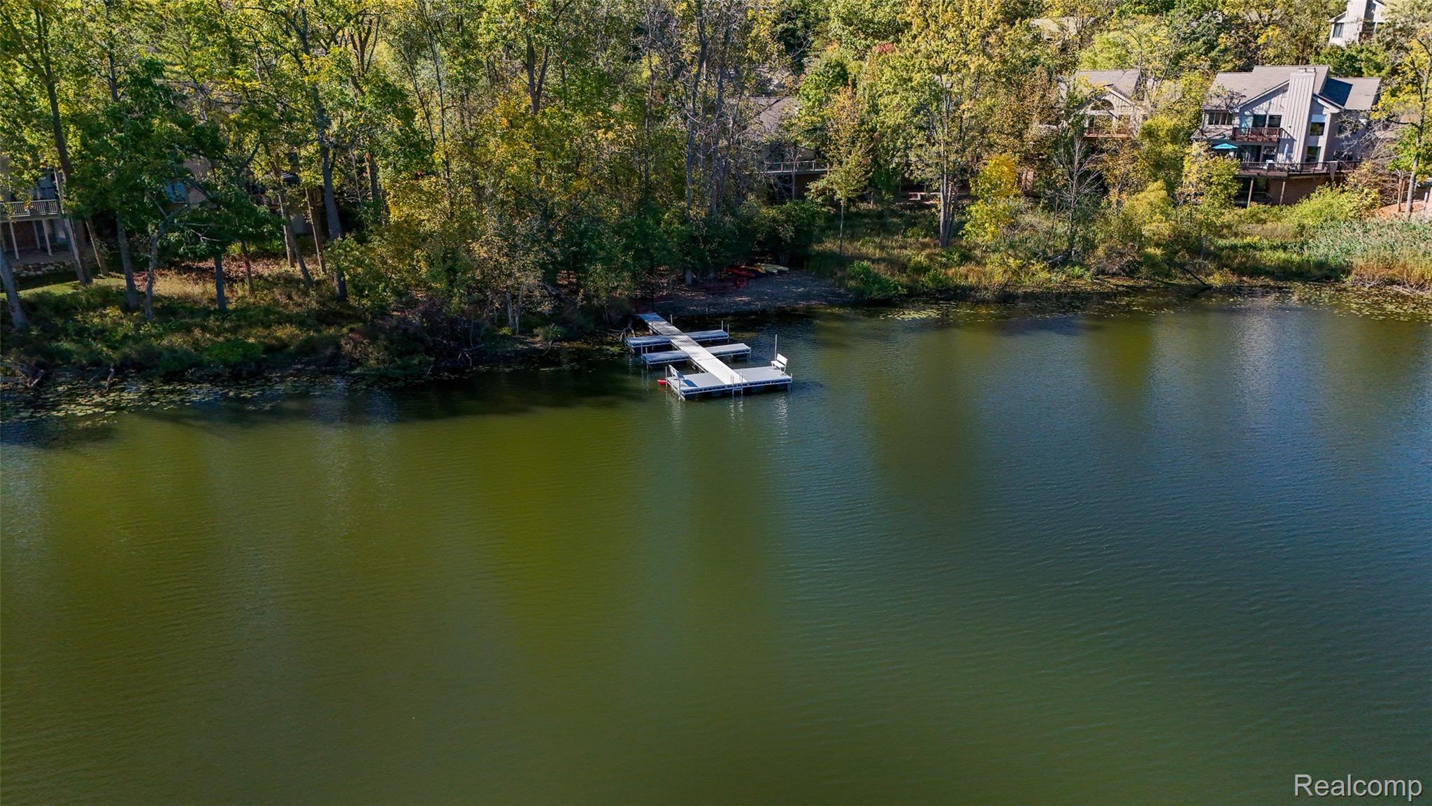 4832 Cliffside Drive 21