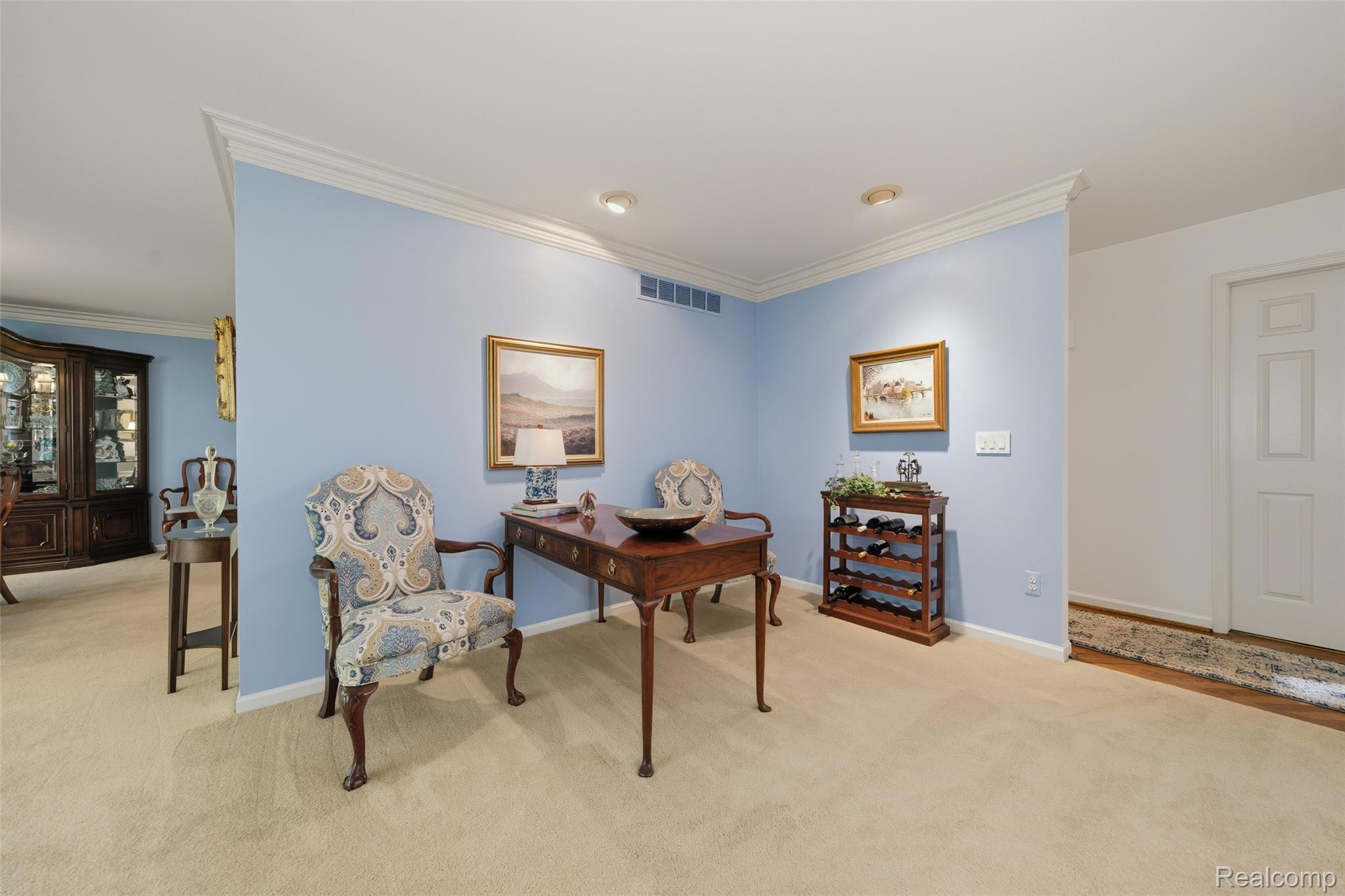 4832 Cliffside Drive 21