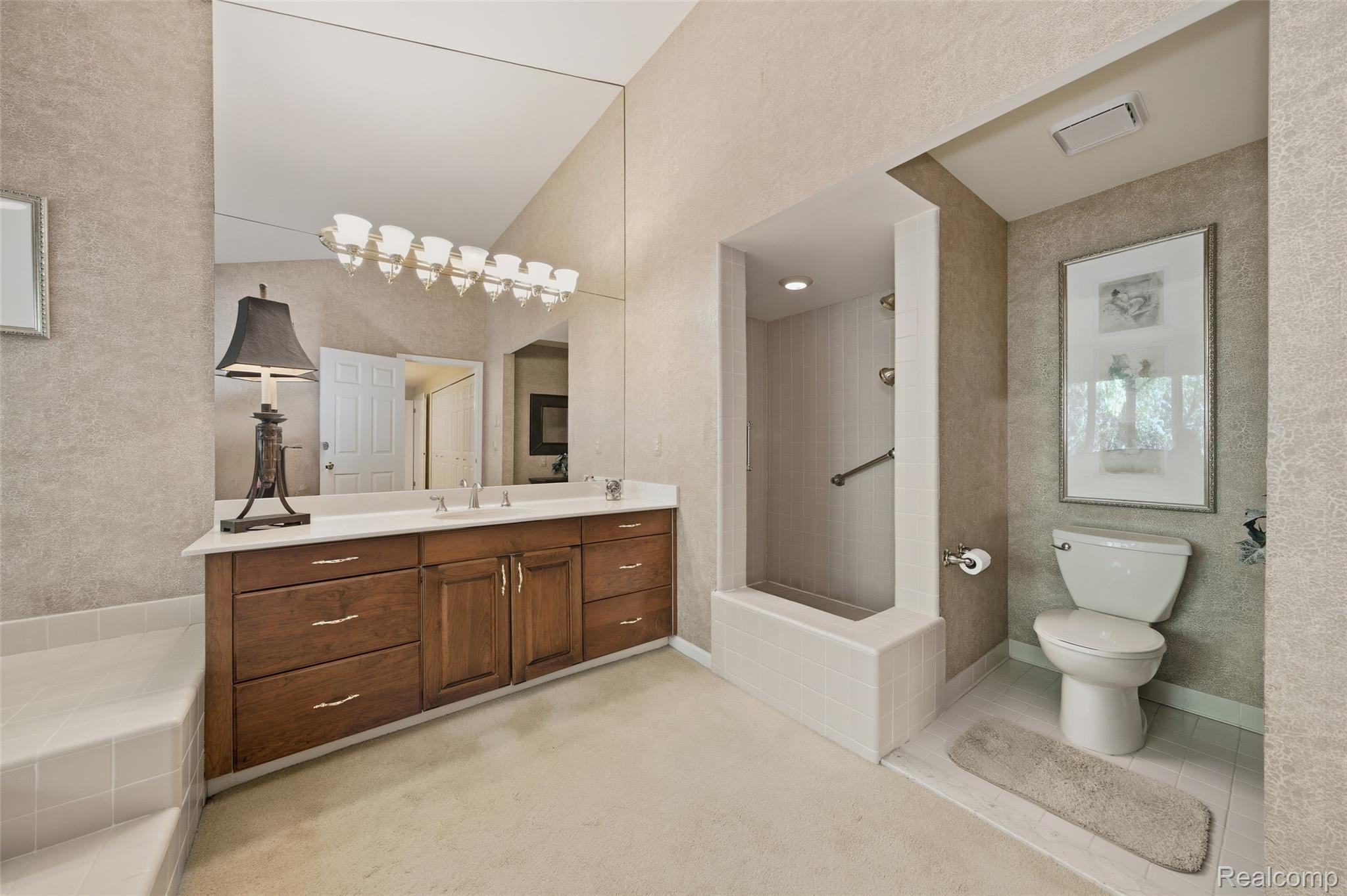 4832 Cliffside Drive 21