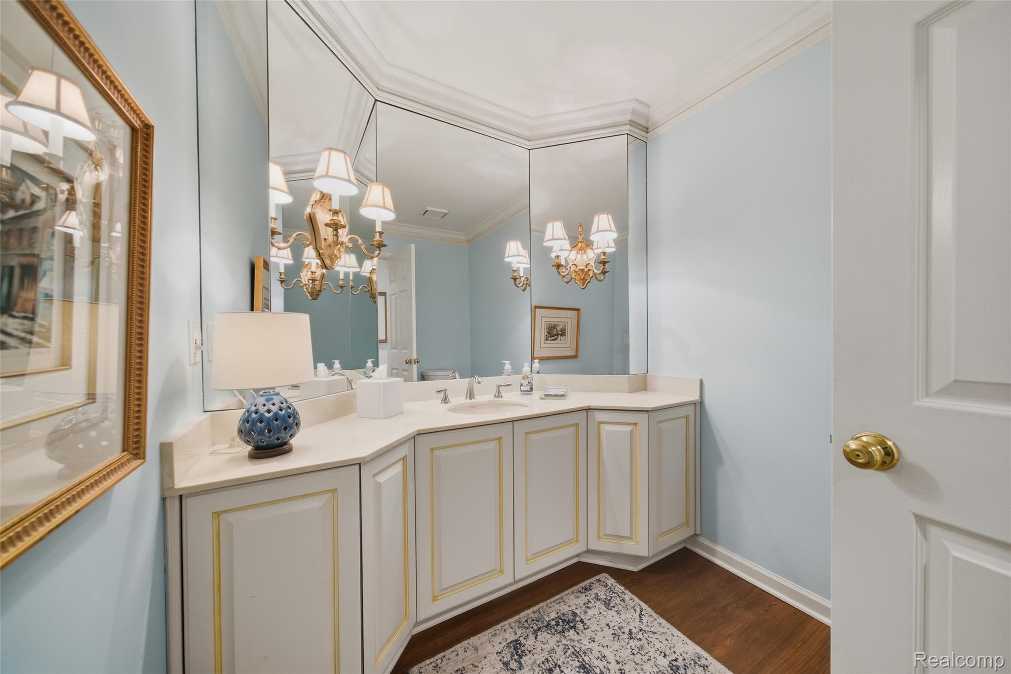 4832 Cliffside Drive 21