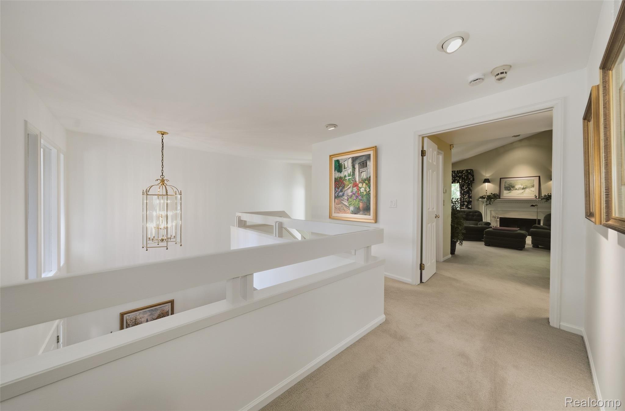 4832 Cliffside Drive 21