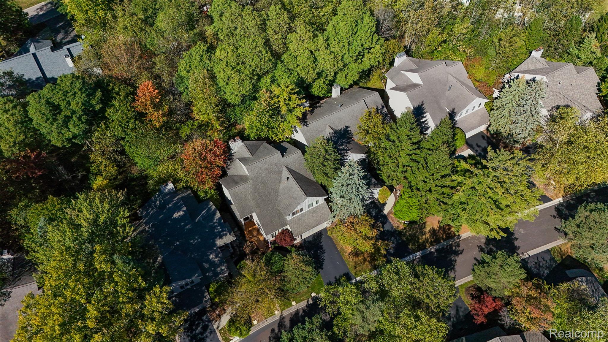 4832 Cliffside Drive 21