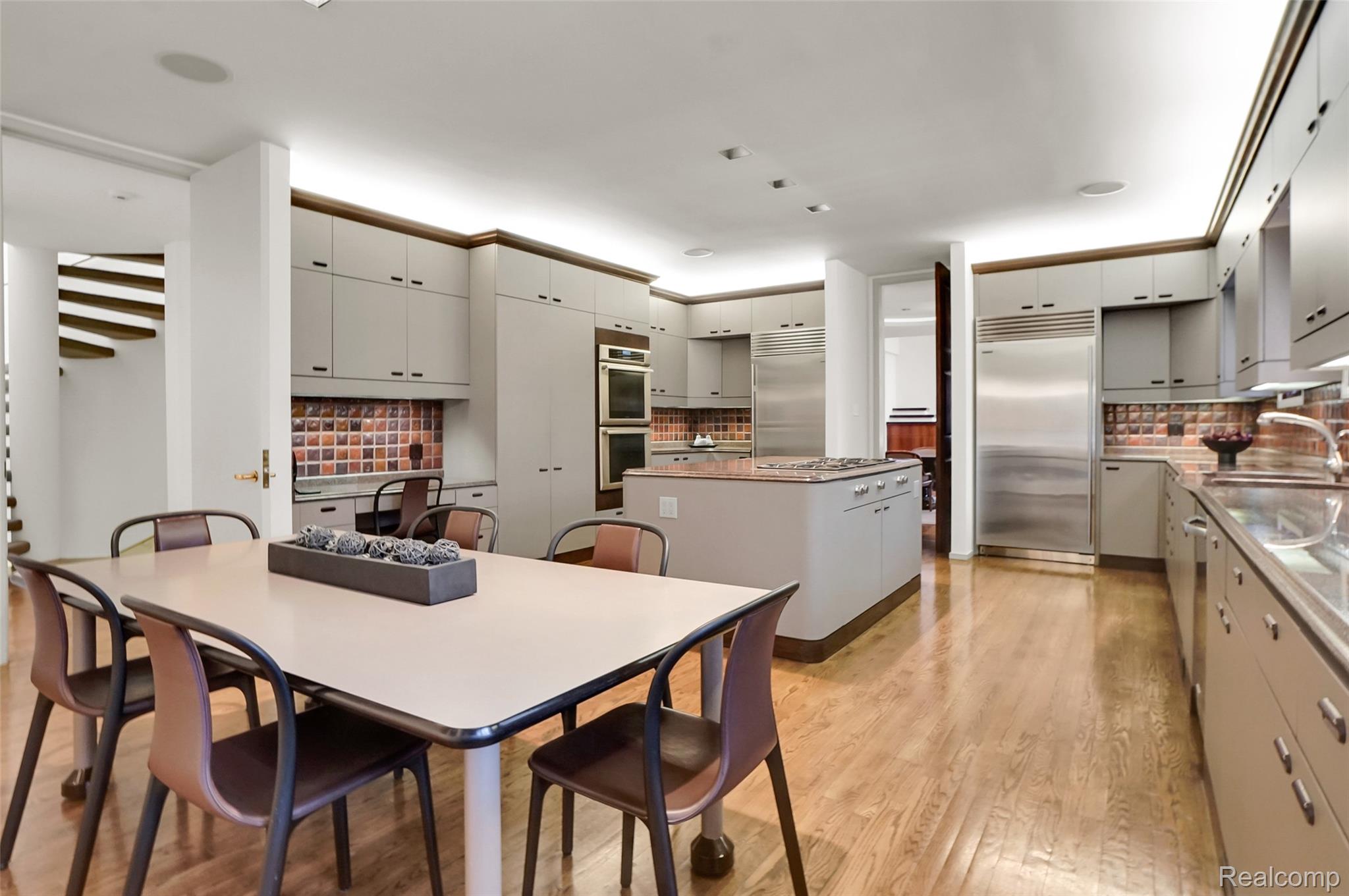 1335 Trowbridge Road