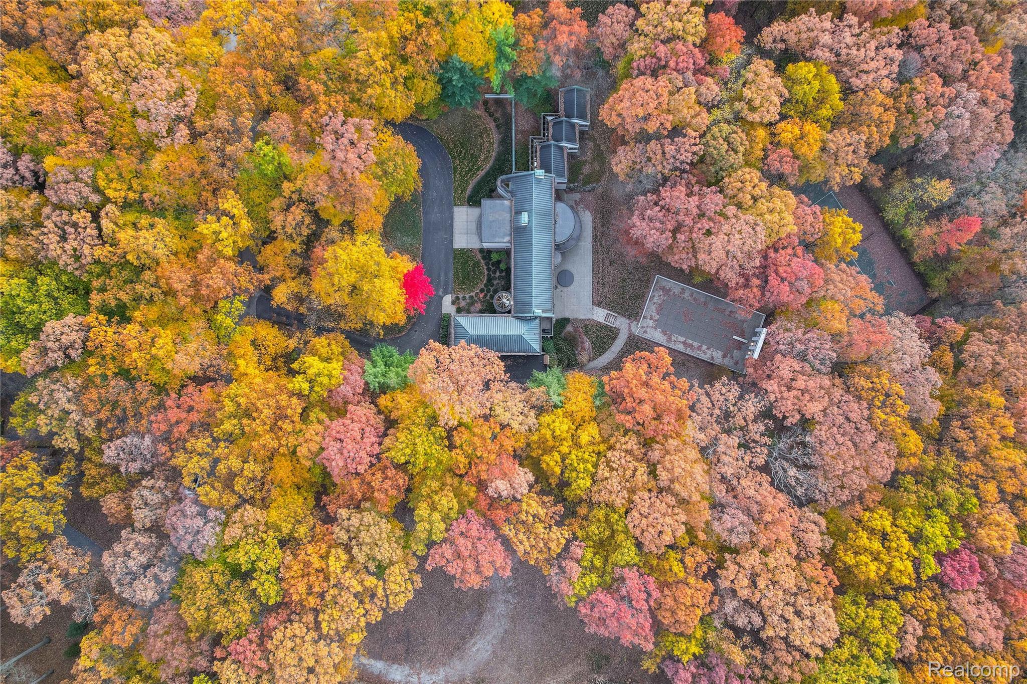 1335 Trowbridge Road