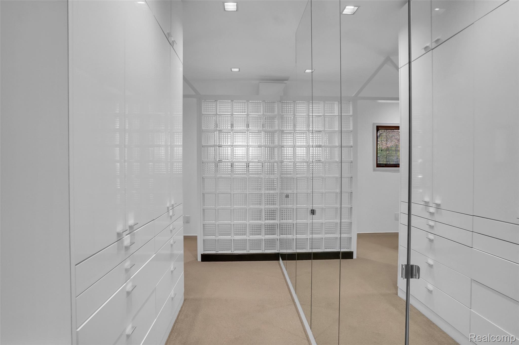 1335 Trowbridge Road