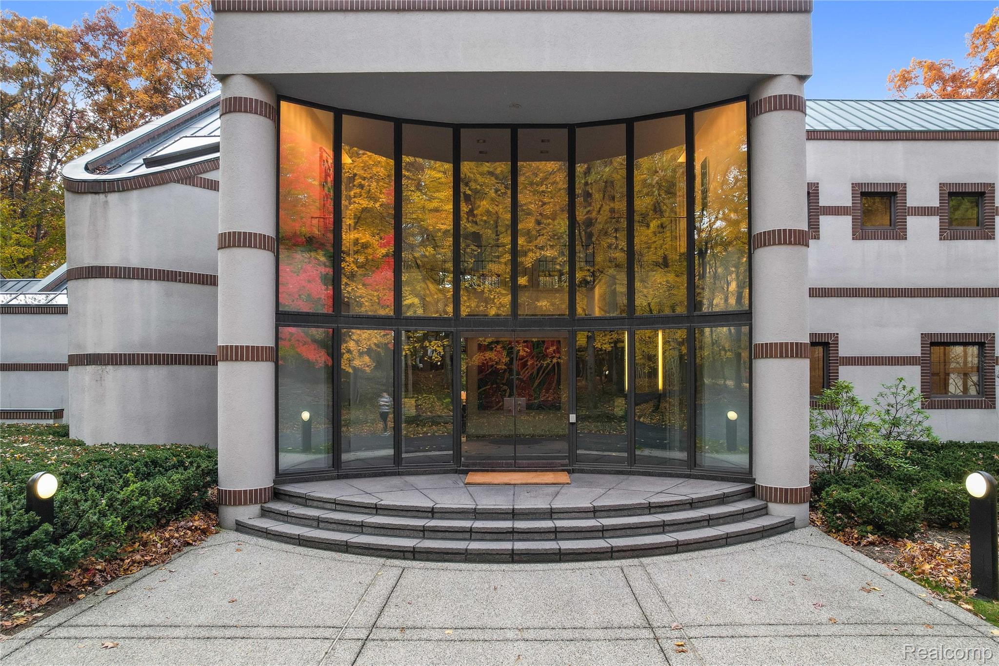 1335 Trowbridge Road