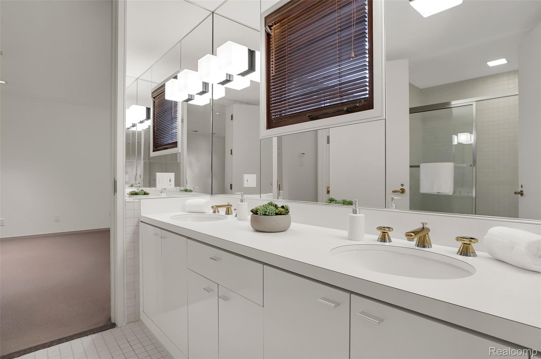 1335 Trowbridge Road