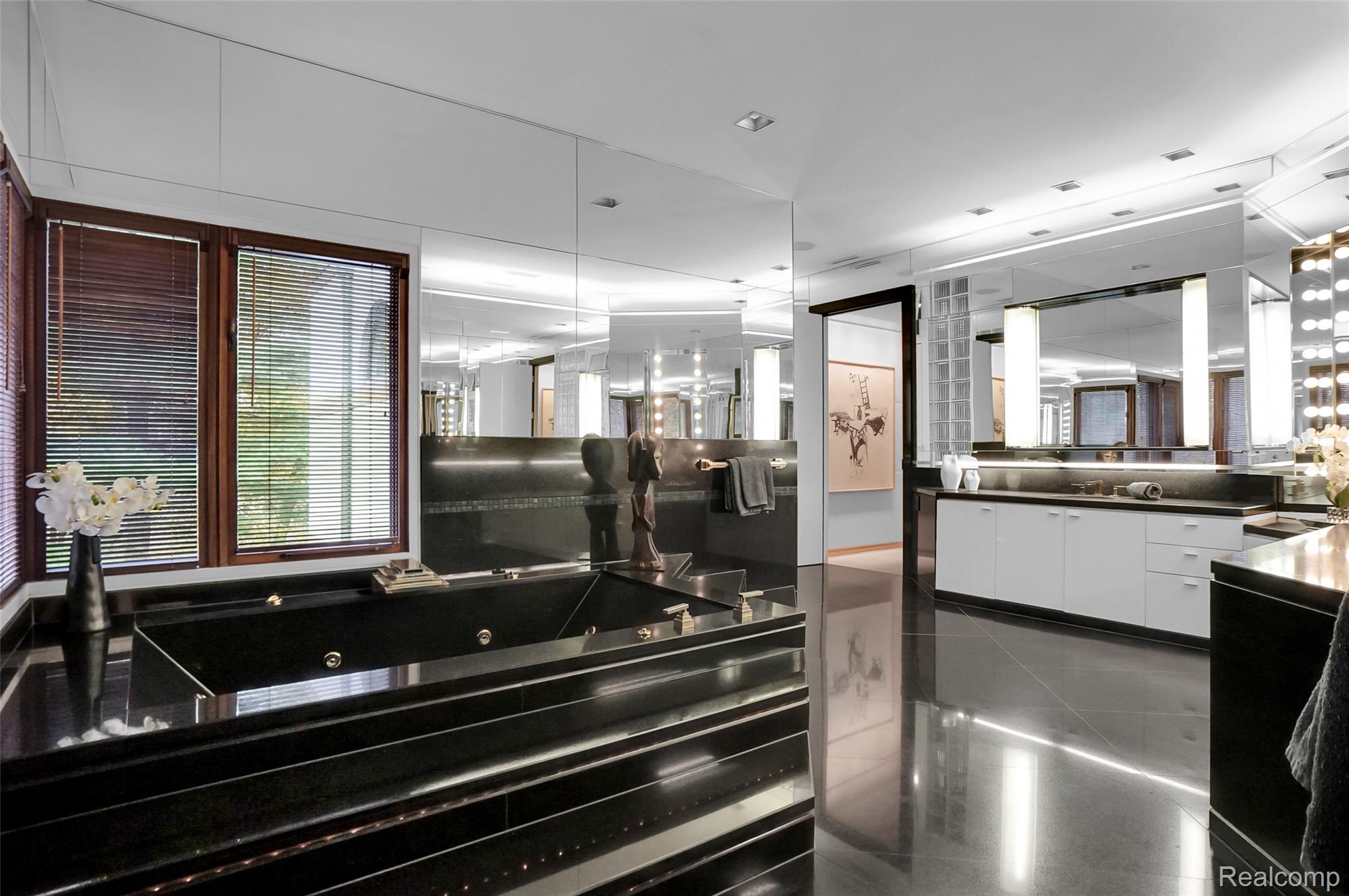 1335 Trowbridge Road