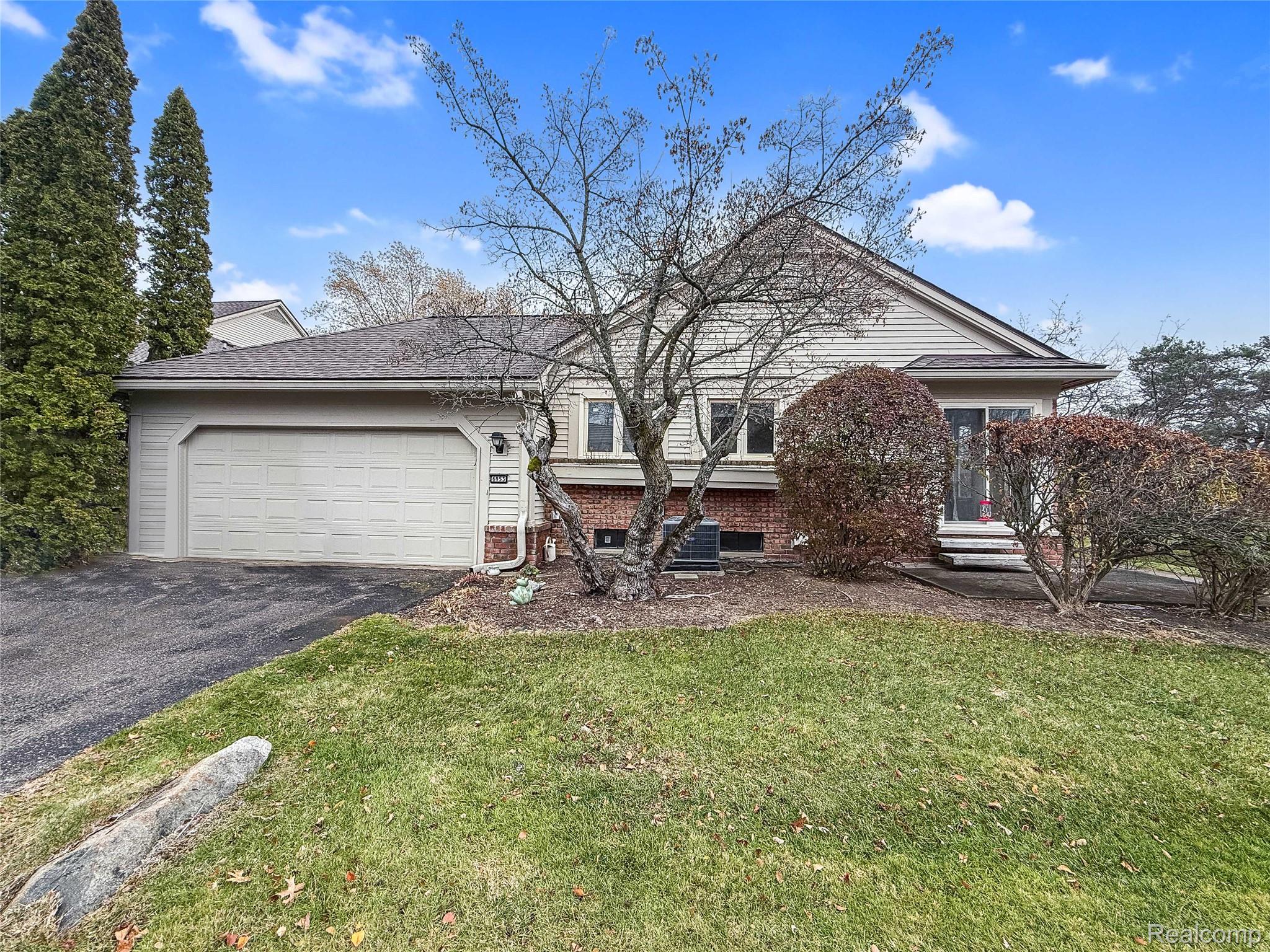 6953 Pebble Park Circle 68