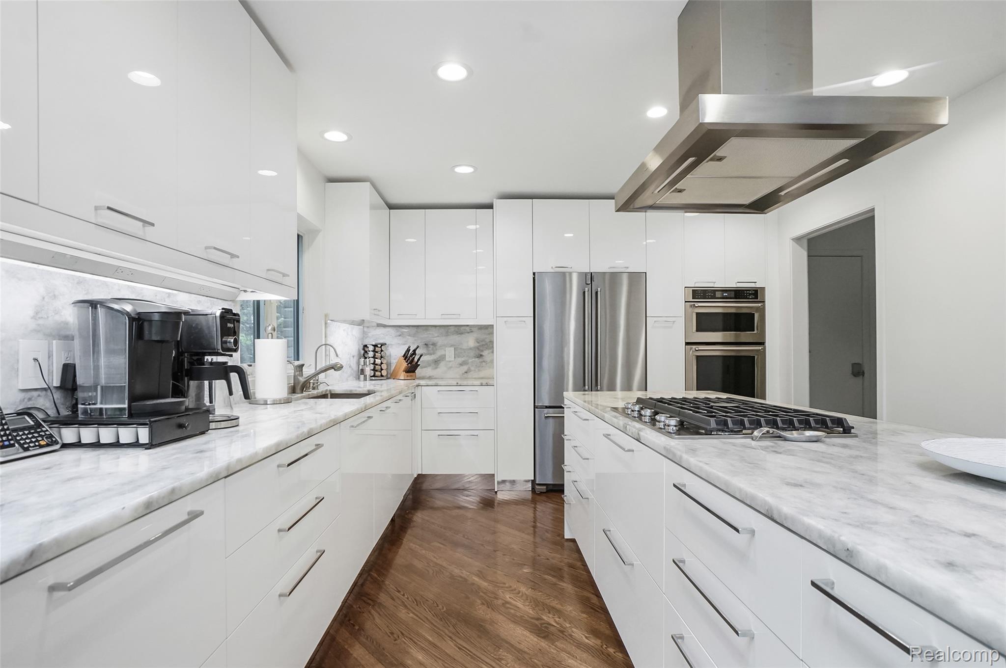 4766 Overton Cove