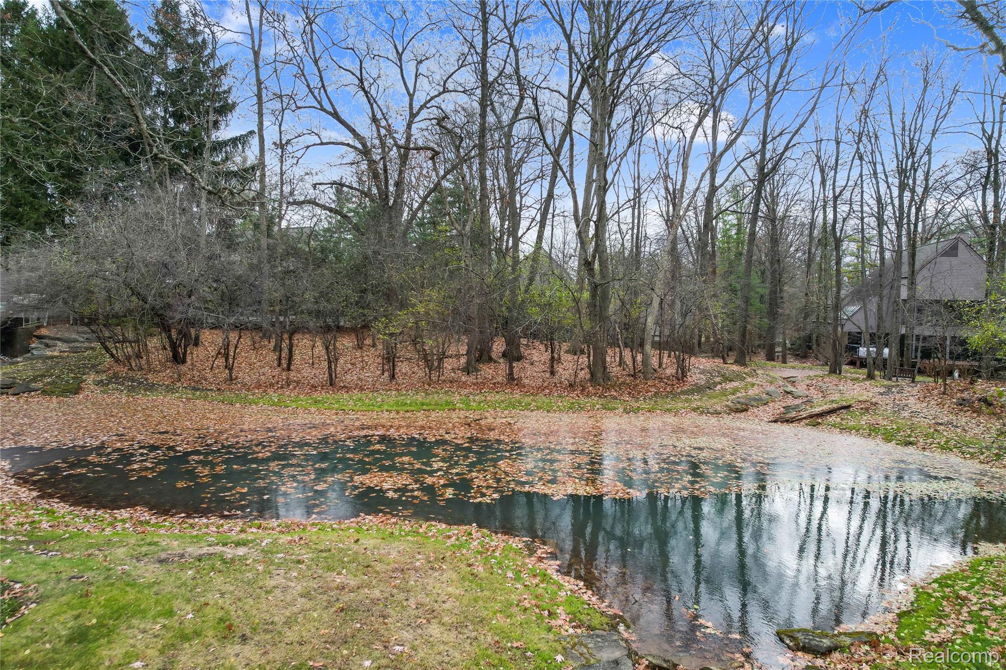 4766 Overton Cove