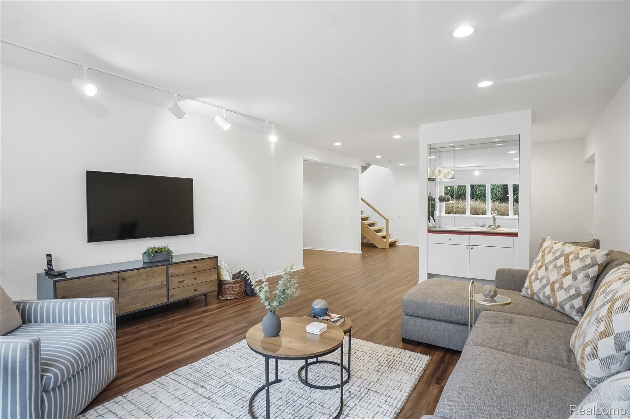 4766 Overton Cove