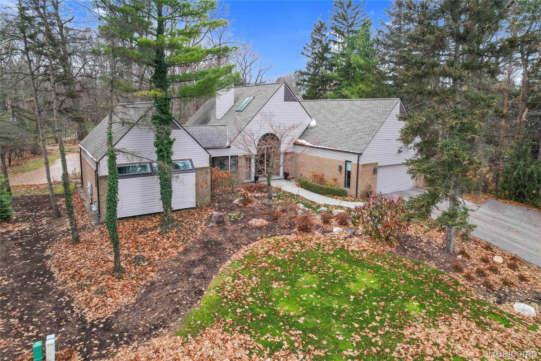 4766 Overton Cove