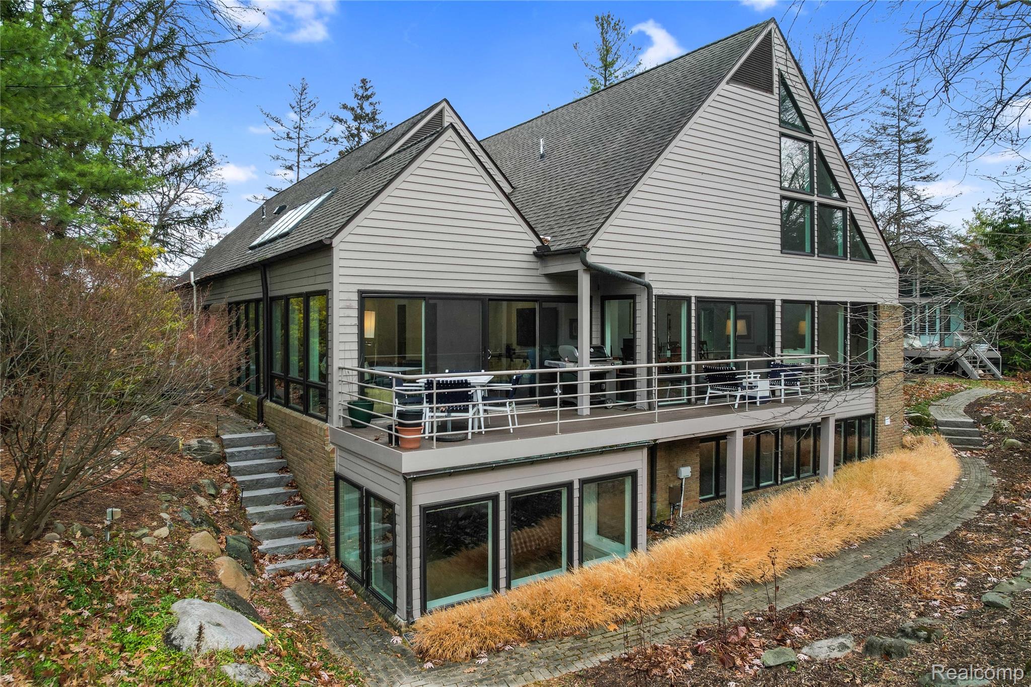 4766 Overton Cove