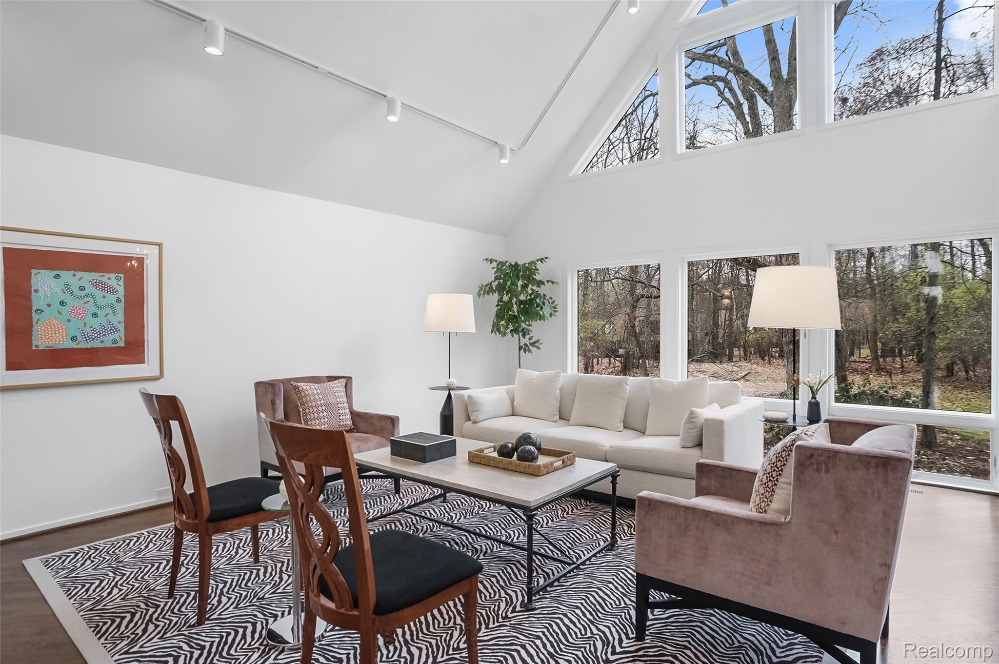 4766 Overton Cove