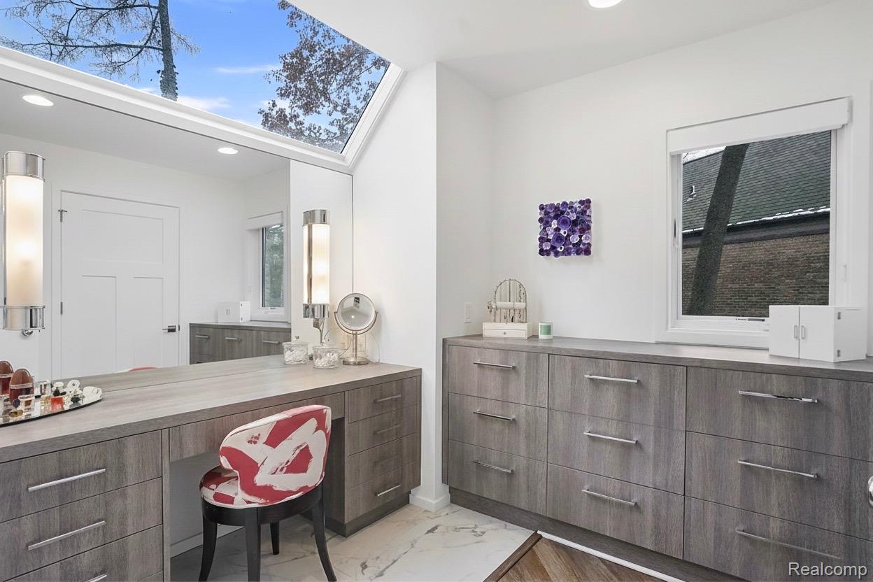 4766 Overton Cove