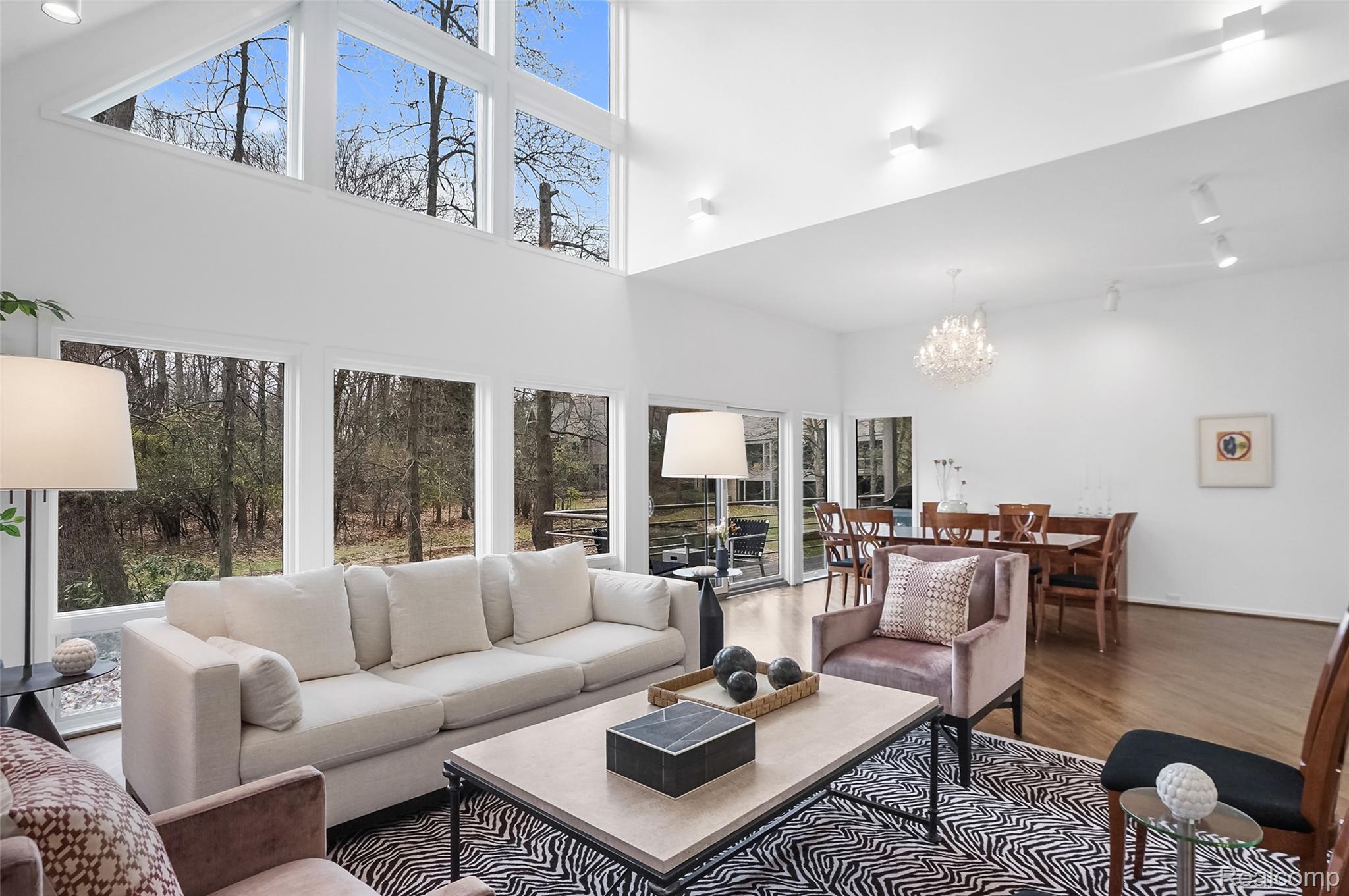 4766 Overton Cove