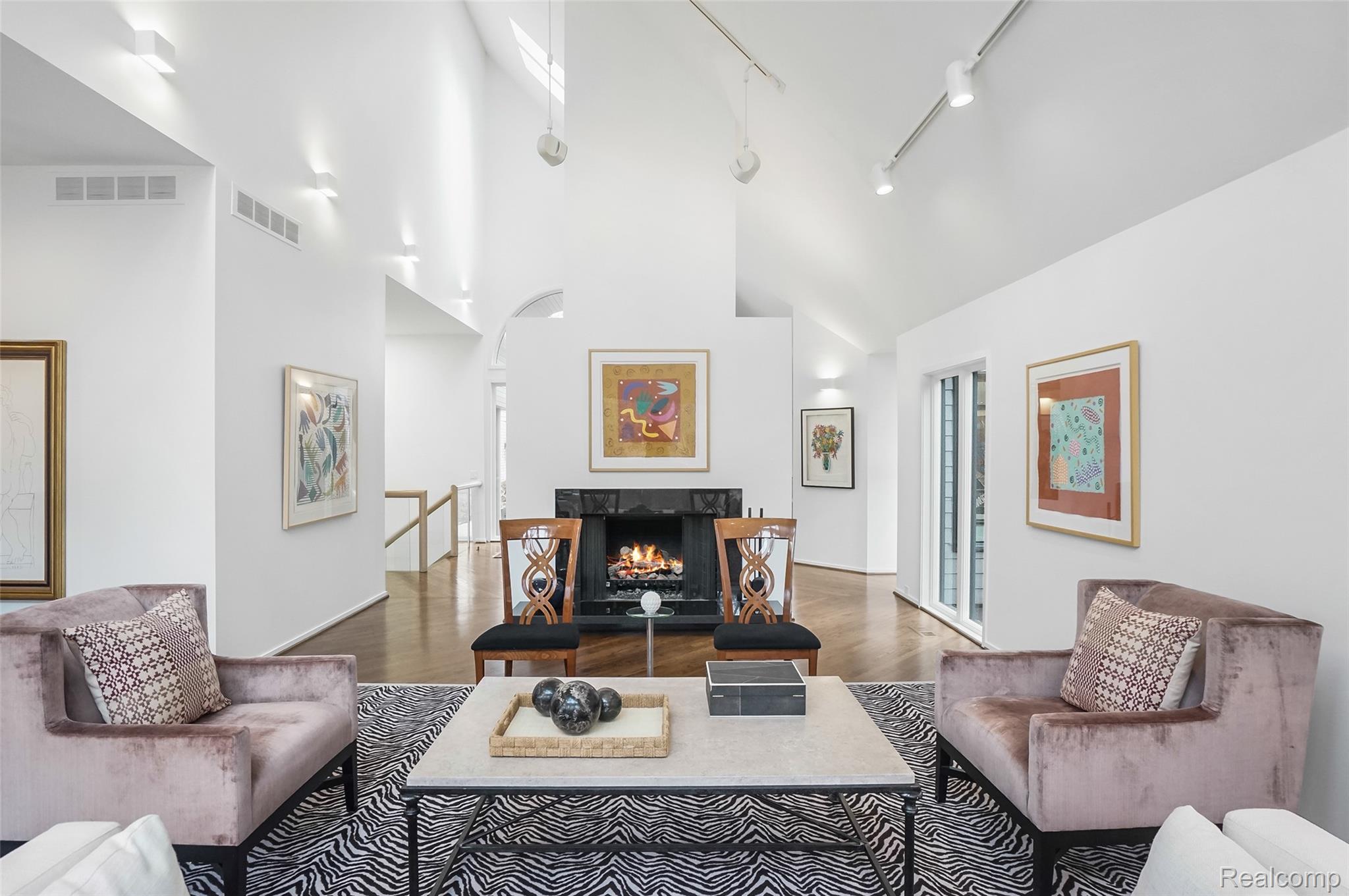 4766 Overton Cove