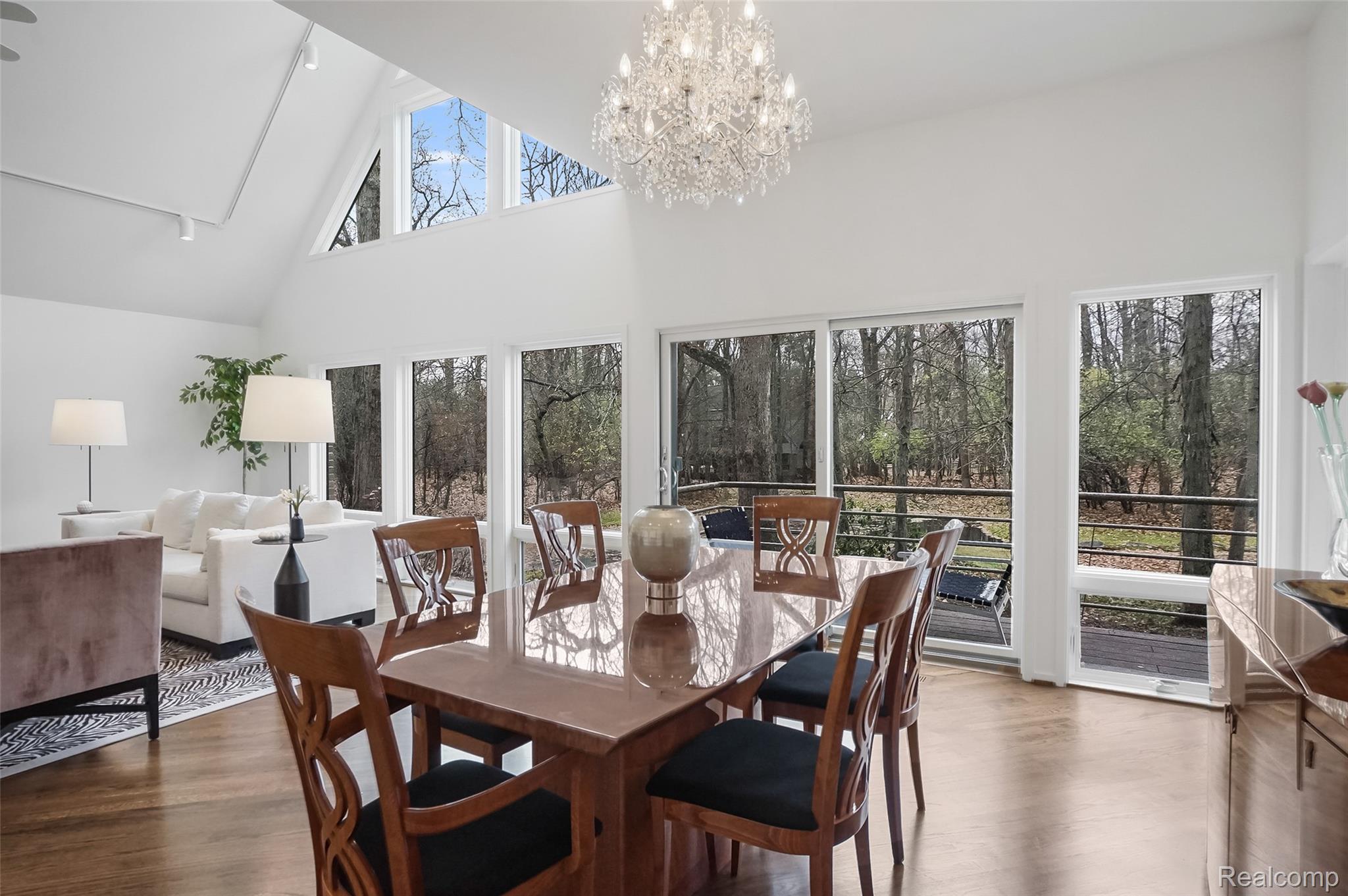 4766 Overton Cove