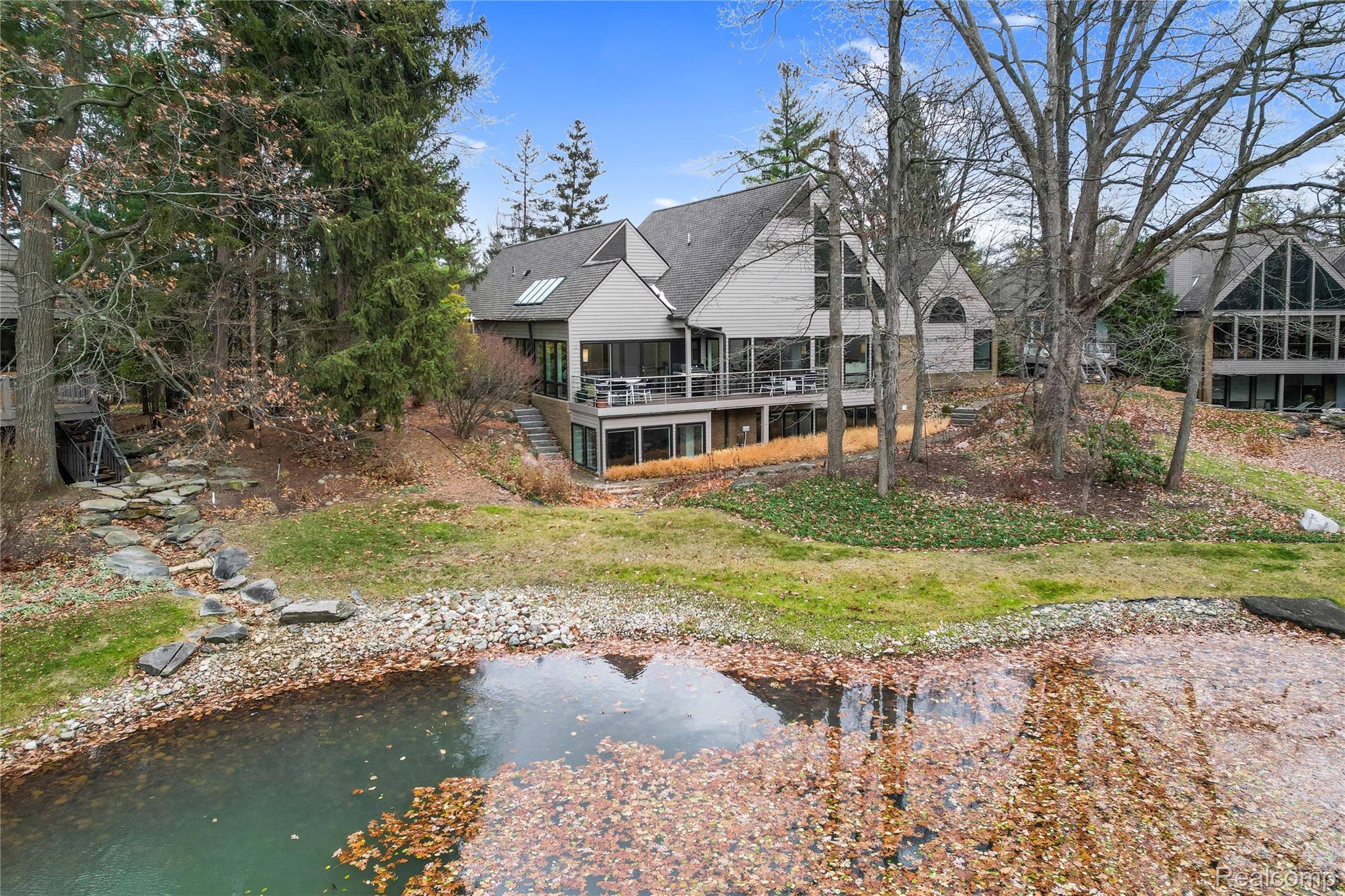 4766 Overton Cove