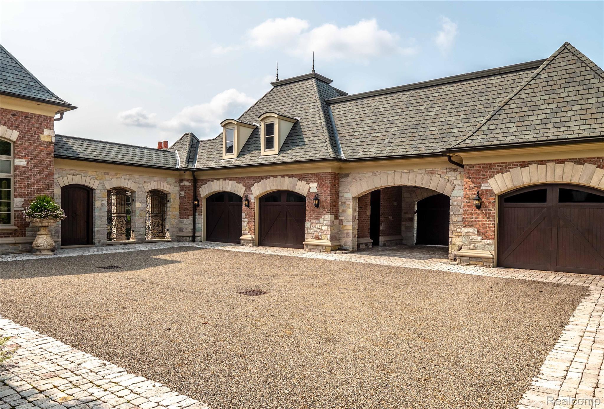 2756 Turtle Bluff Drive