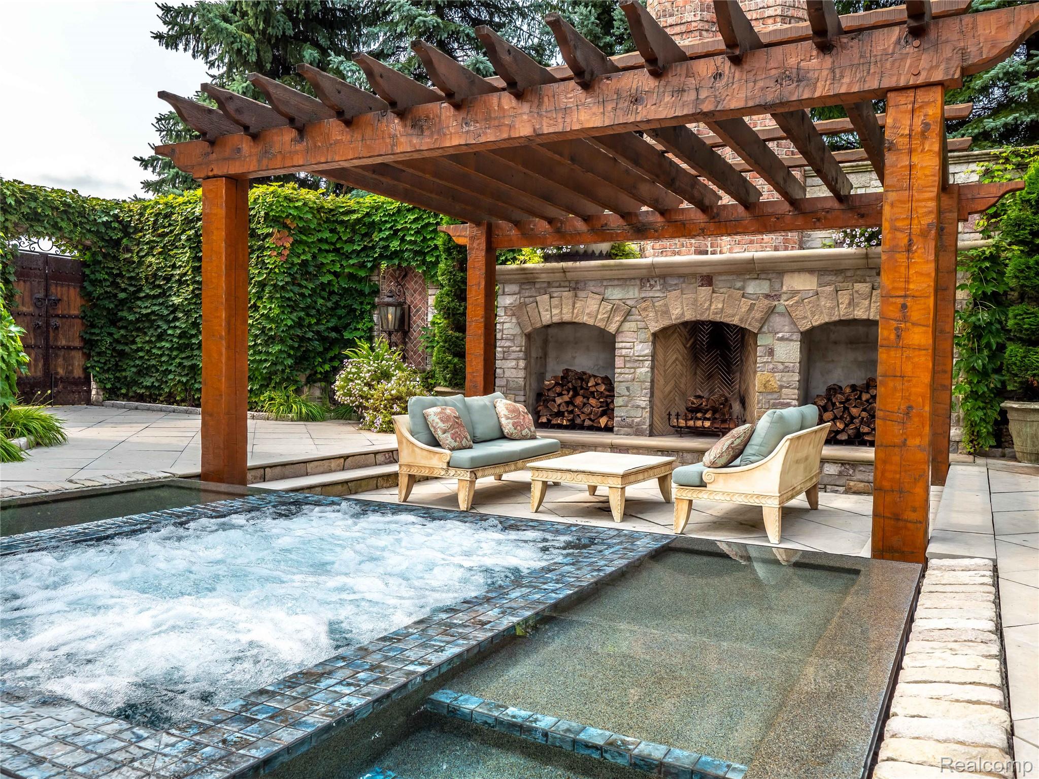 2756 Turtle Bluff Drive