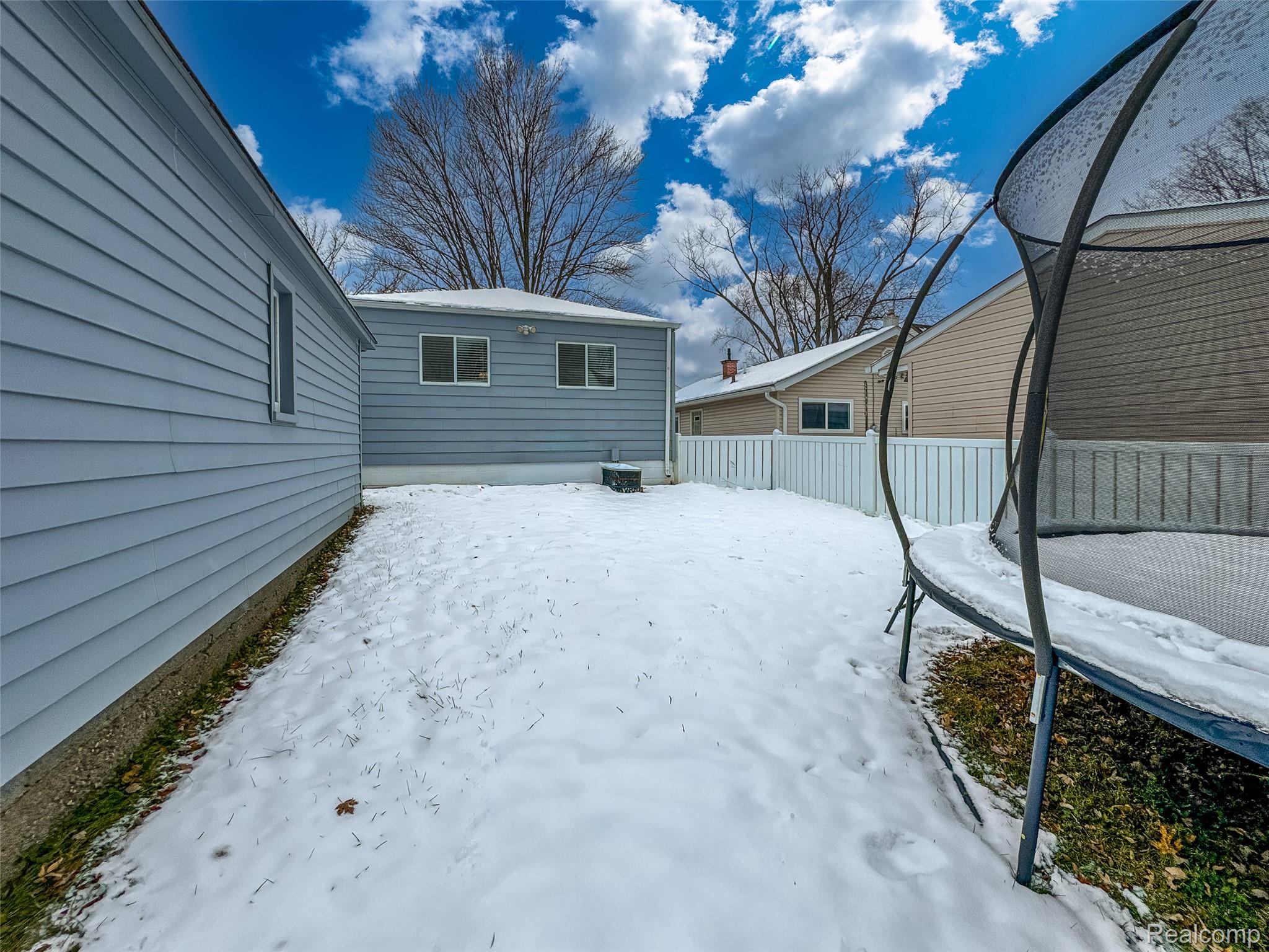 3528 Phillips Avenue