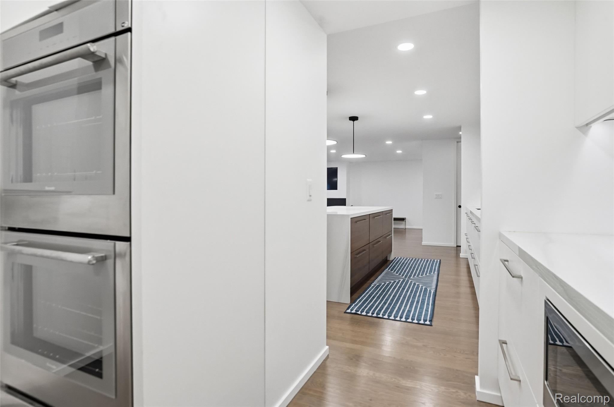 411 S Old Woodward Avenue 510