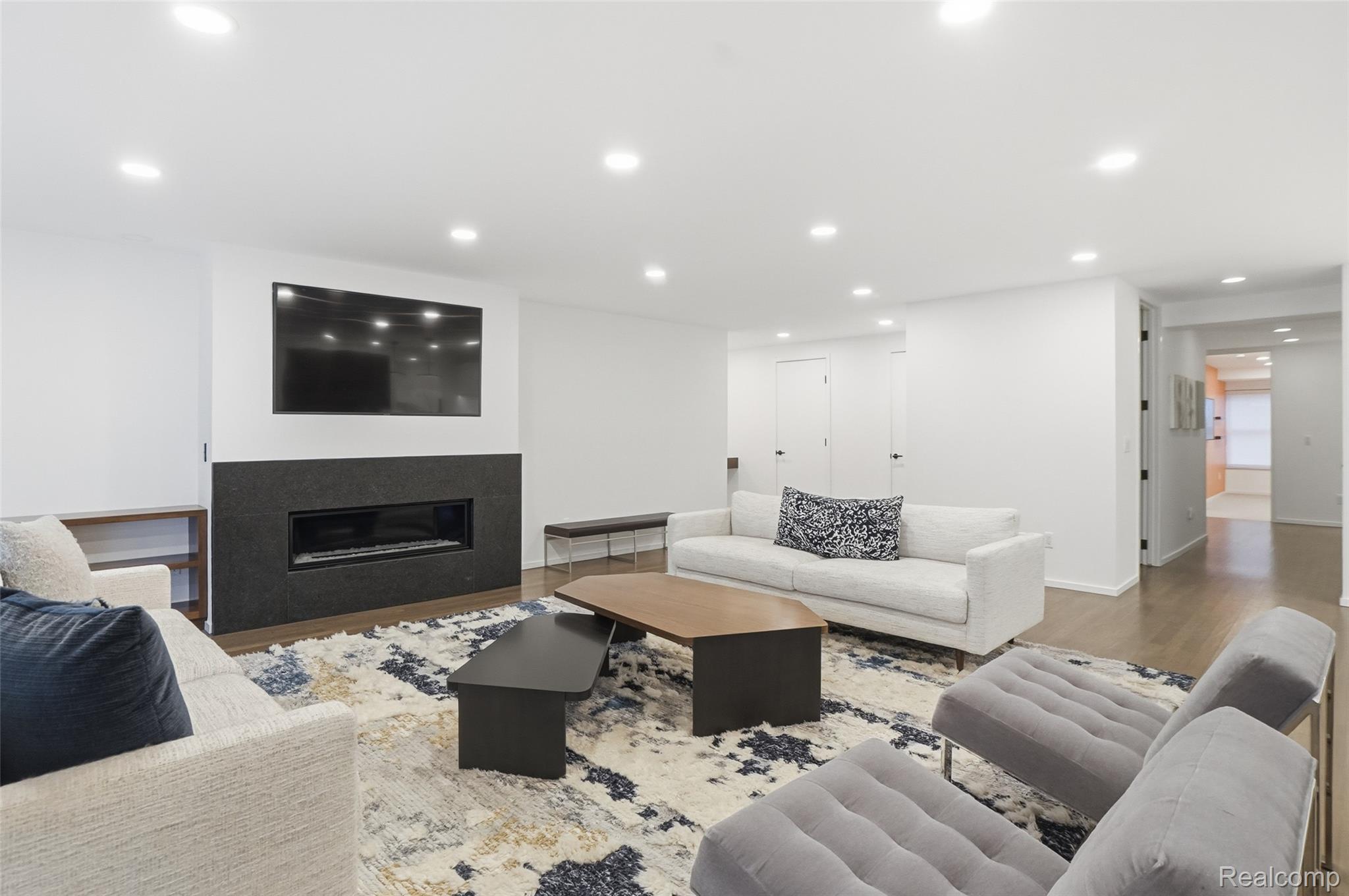 411 S Old Woodward Avenue 510