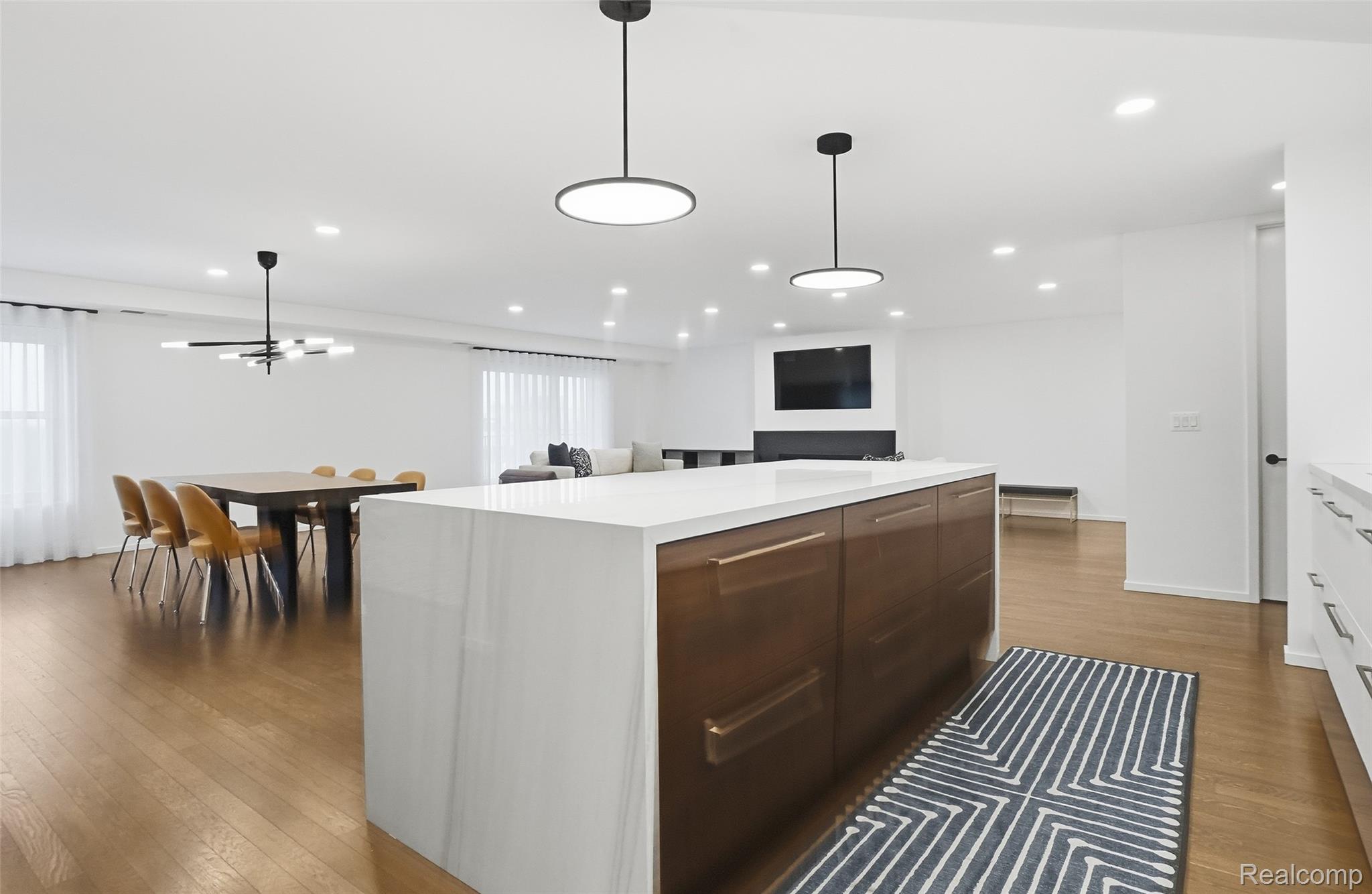 411 S Old Woodward Avenue 510