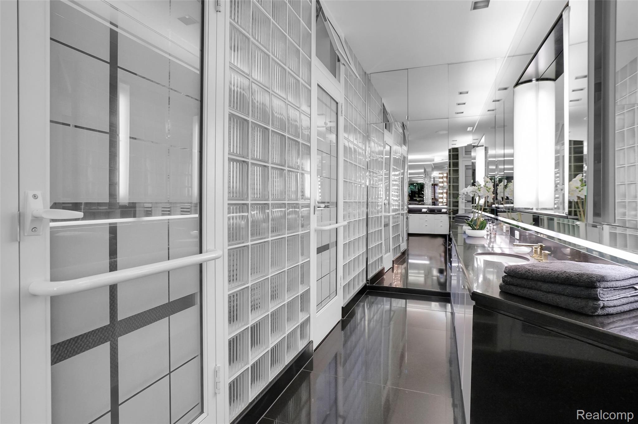 1335 Trowbridge Road