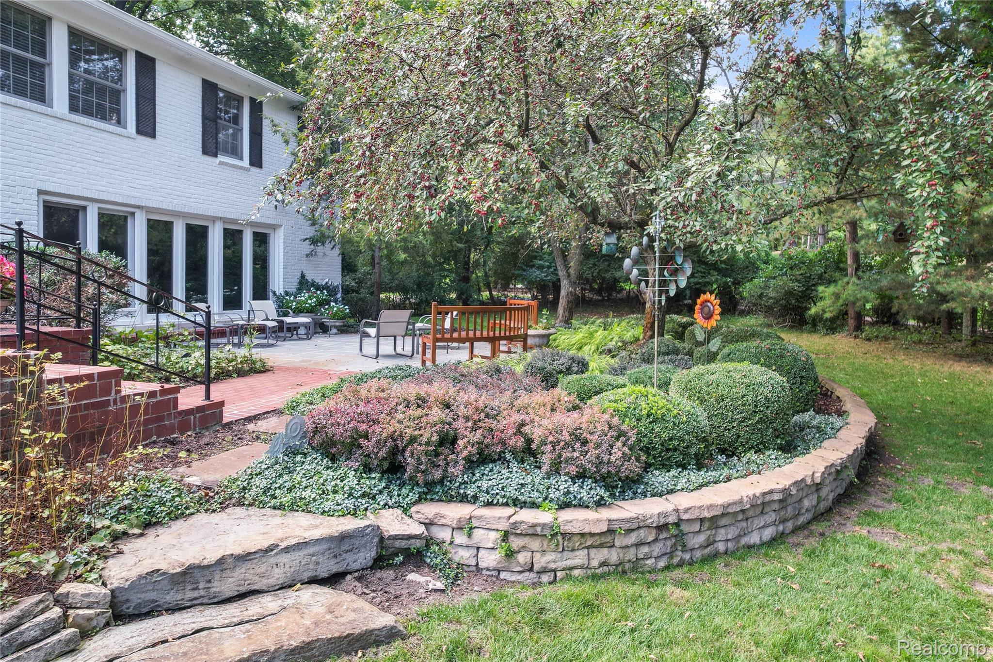 27220 Willowgreen Court