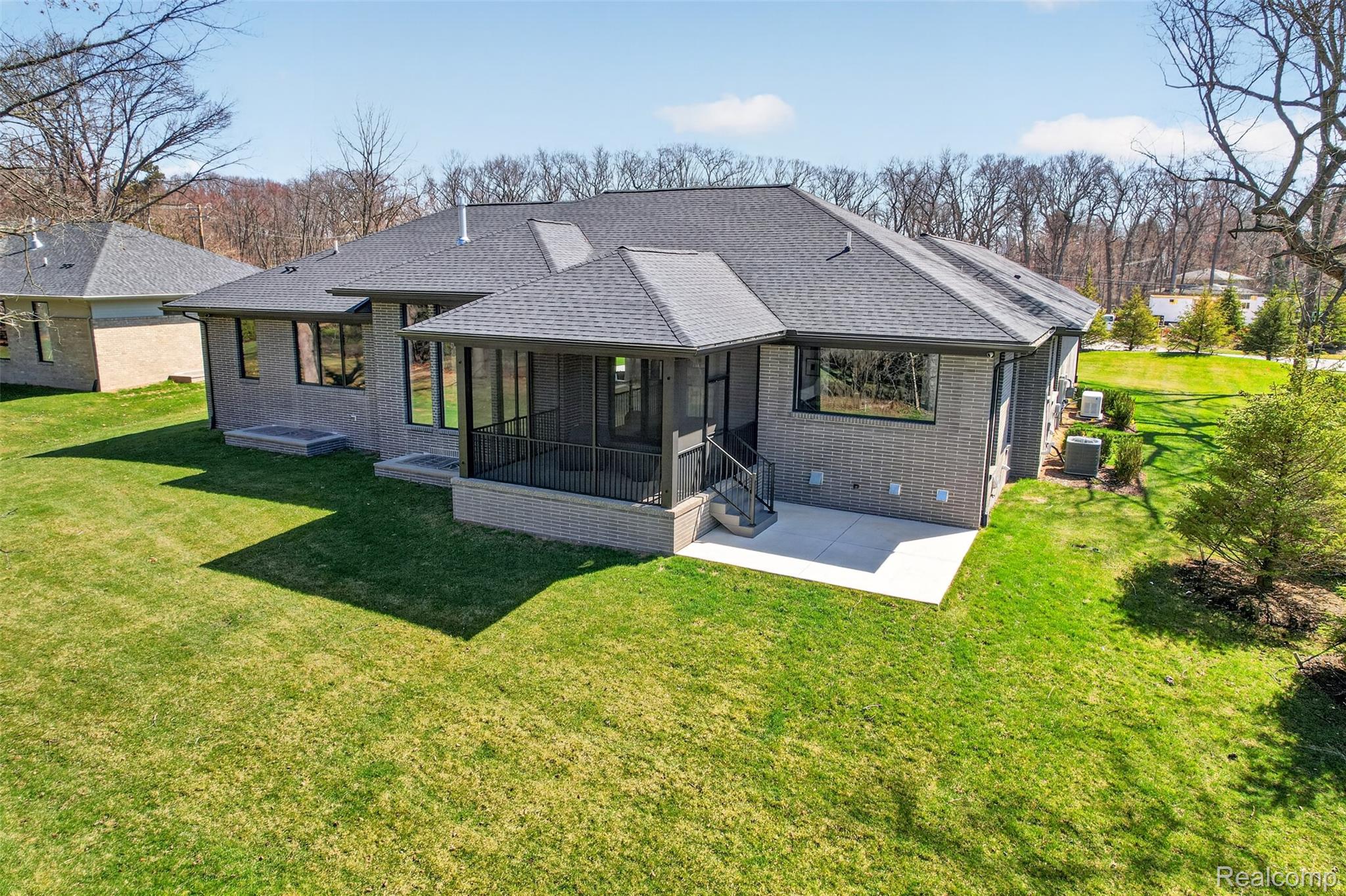 7004 Franklin Road