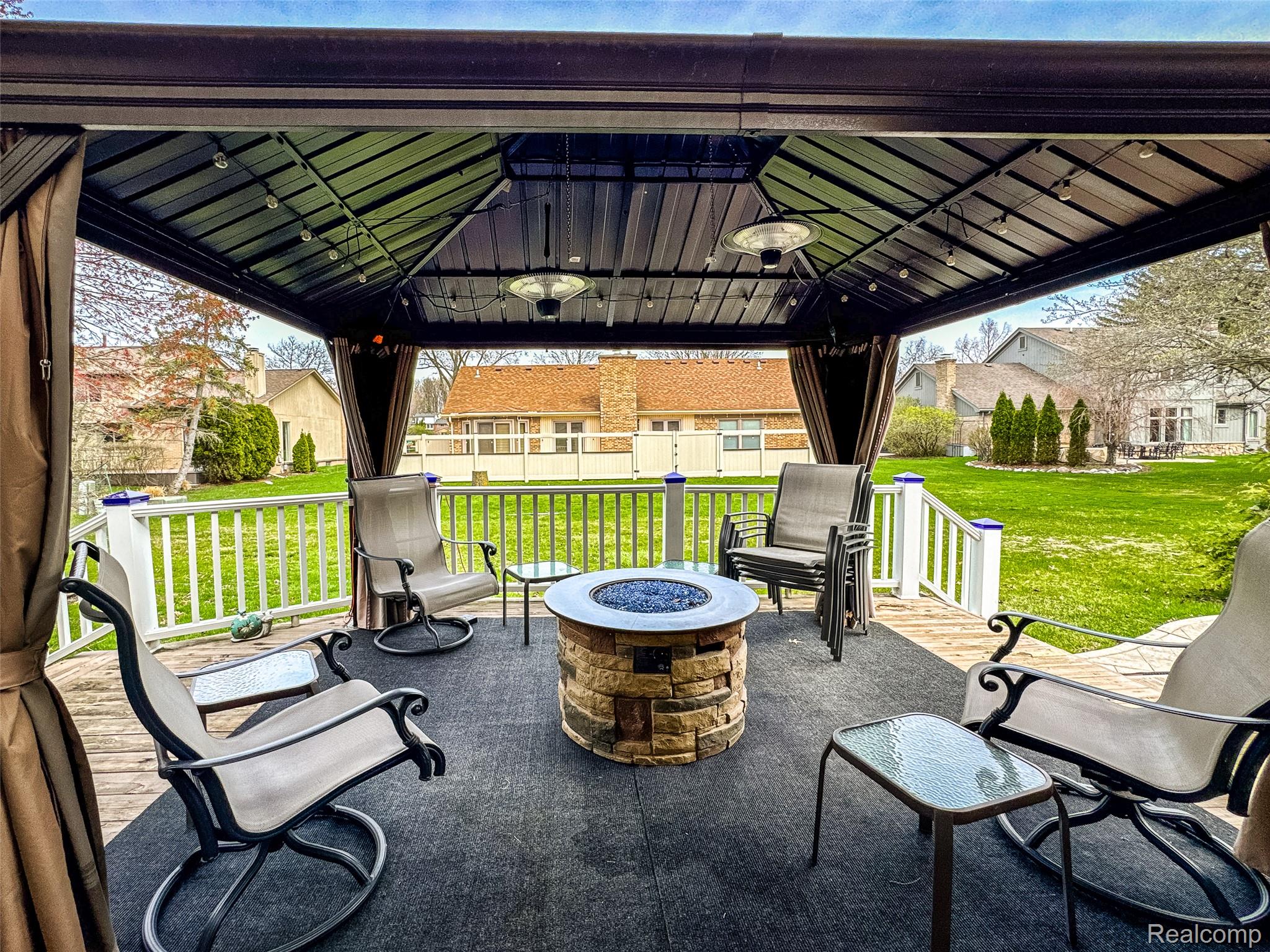 37764 Stableview Drive