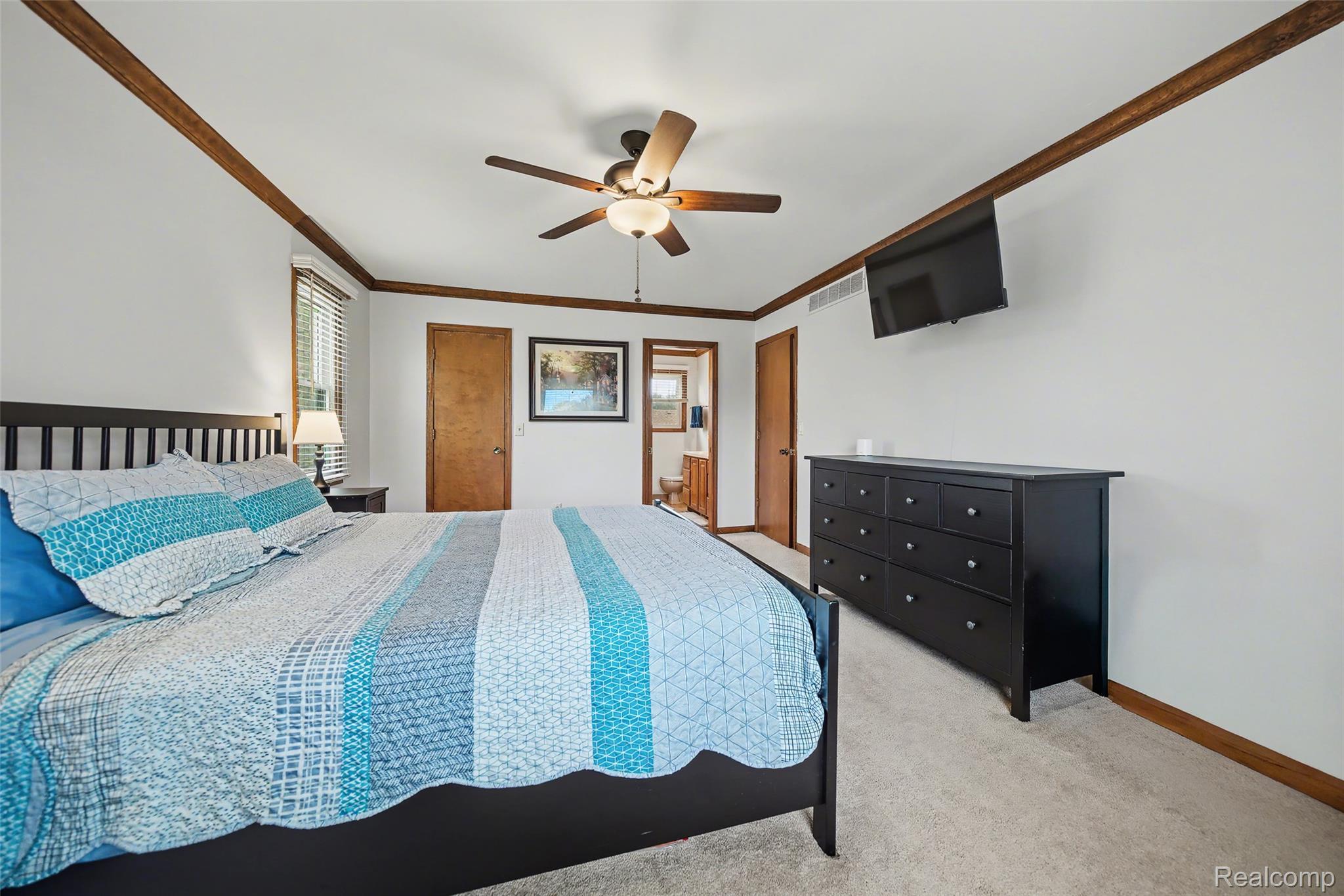 37764 Stableview Drive